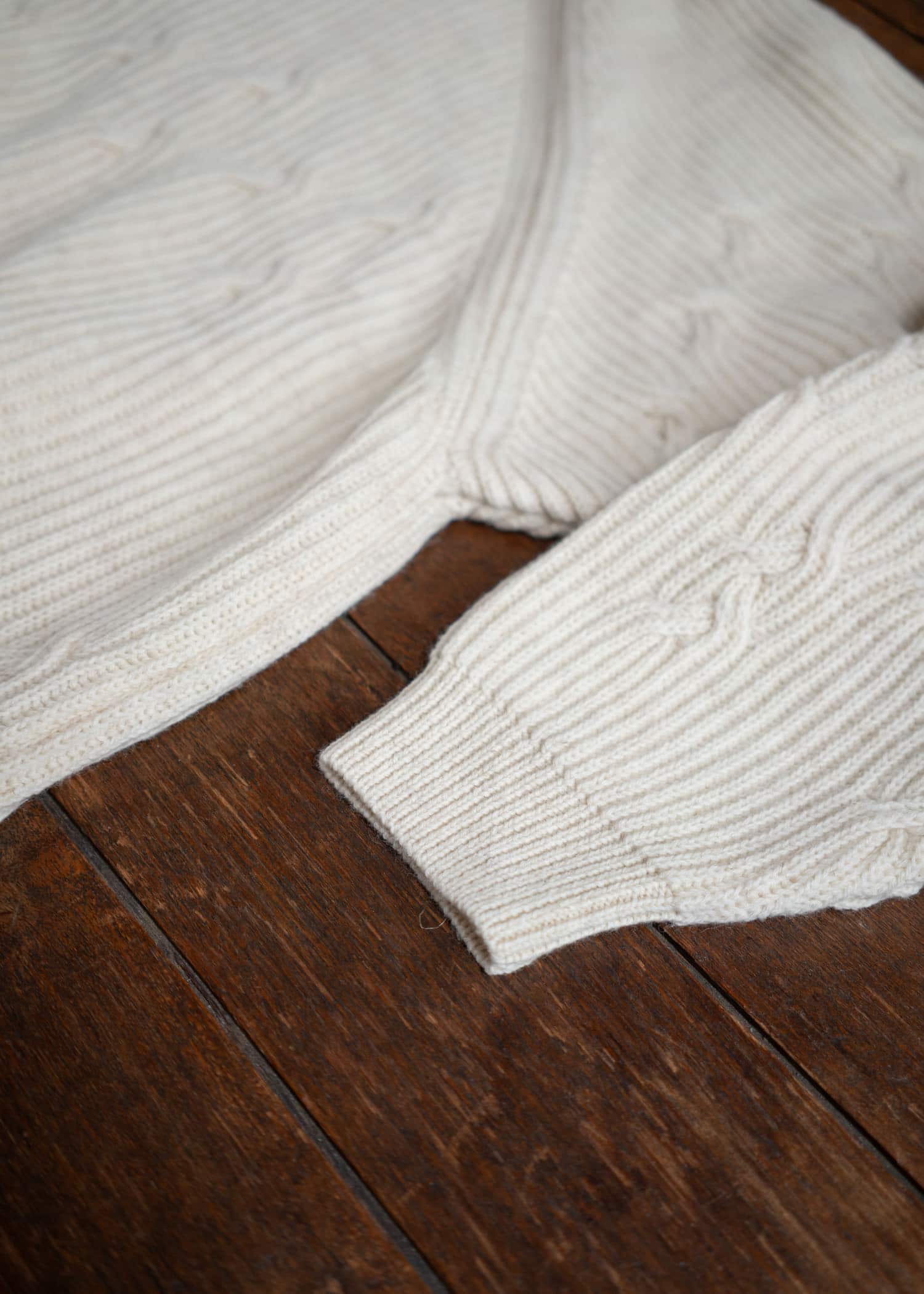 JAN-JAN VAN ESSCHE KNIT#67 Wide Fit Cable Knitted Turtle Neck Sweater Wool Lino White