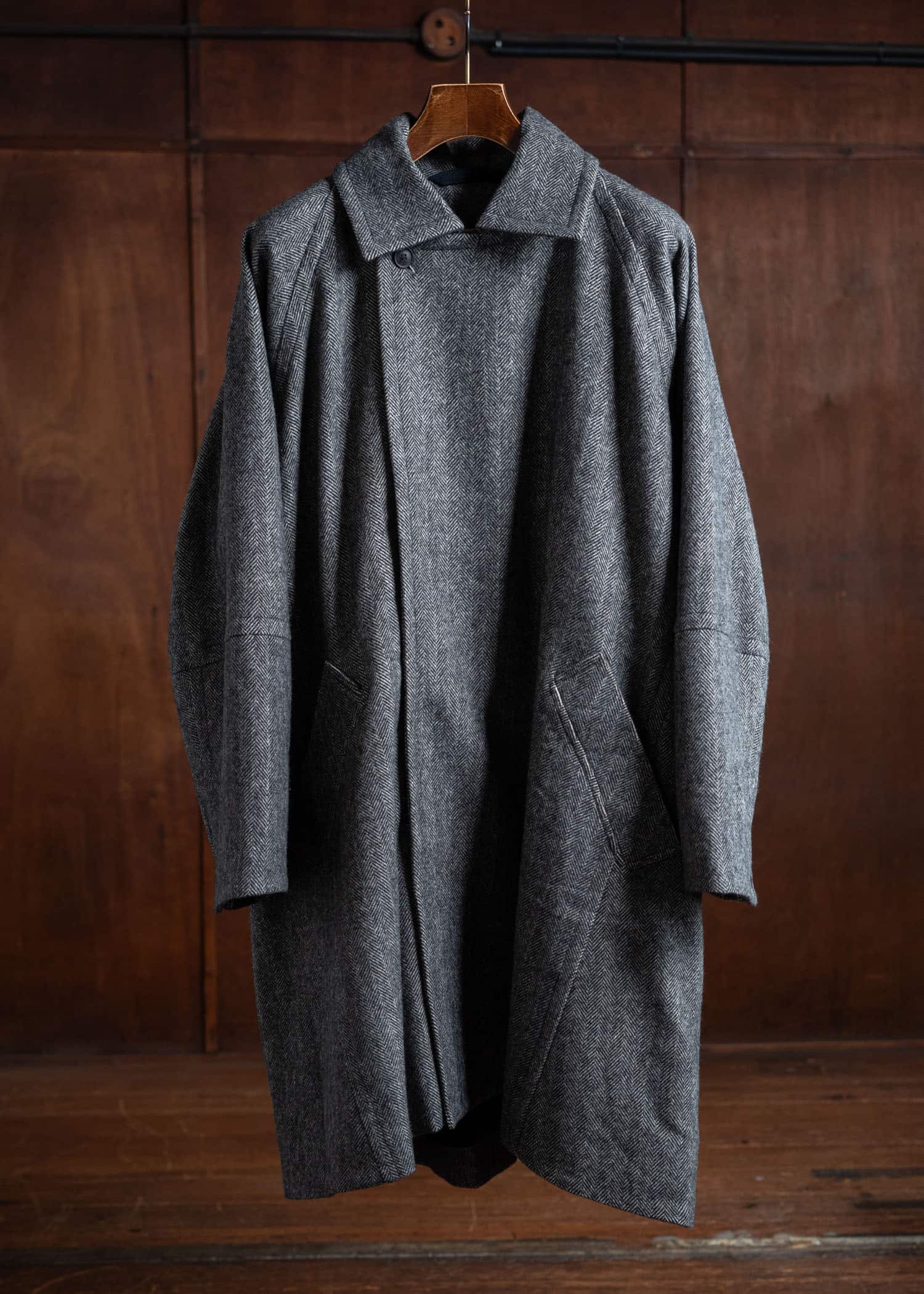 JAN-JAN VAN ESSCHE COAT#30 Oversized Double Breasted Car Coat Herringbone Yak Wool Black & White