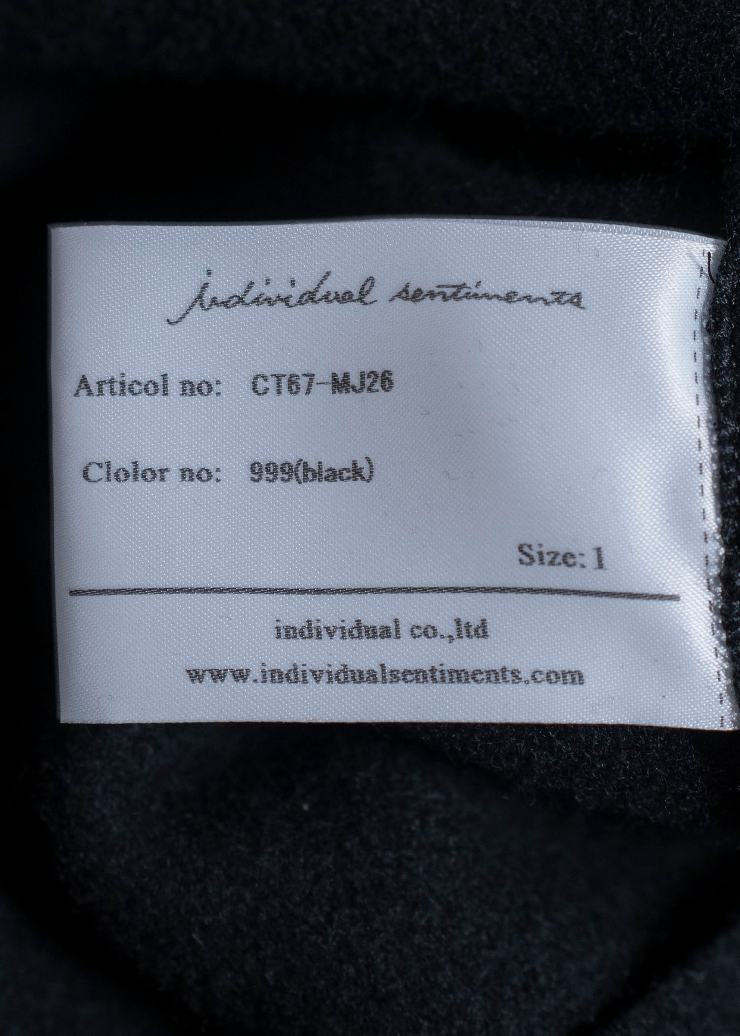 individual sentiments アナトミカルハイネックウールニットソー