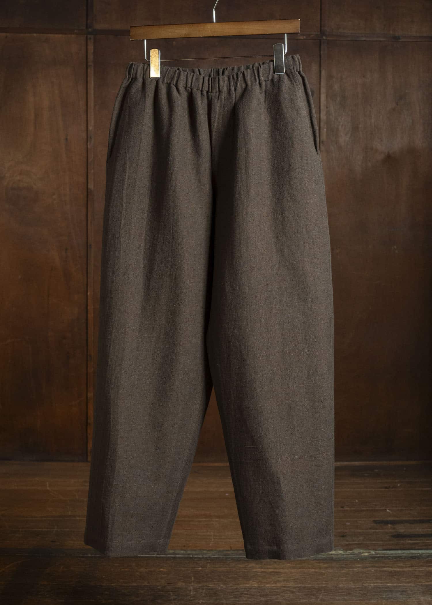 Jurgen Lehl カーディリネン平パンツ J0561FPM361 茶