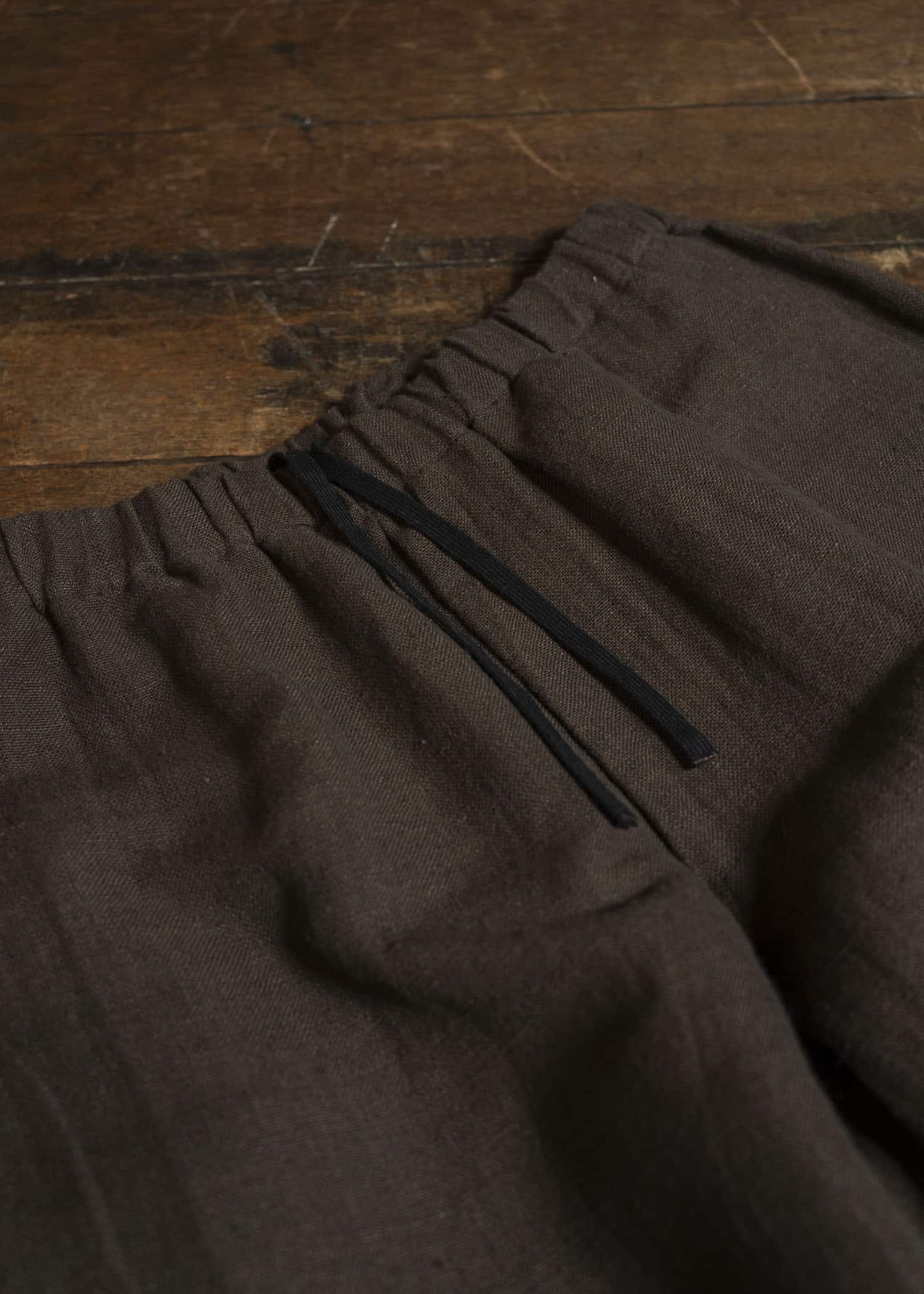 Jurgen Lehl カーディリネン平パンツ J0561FPM361 茶