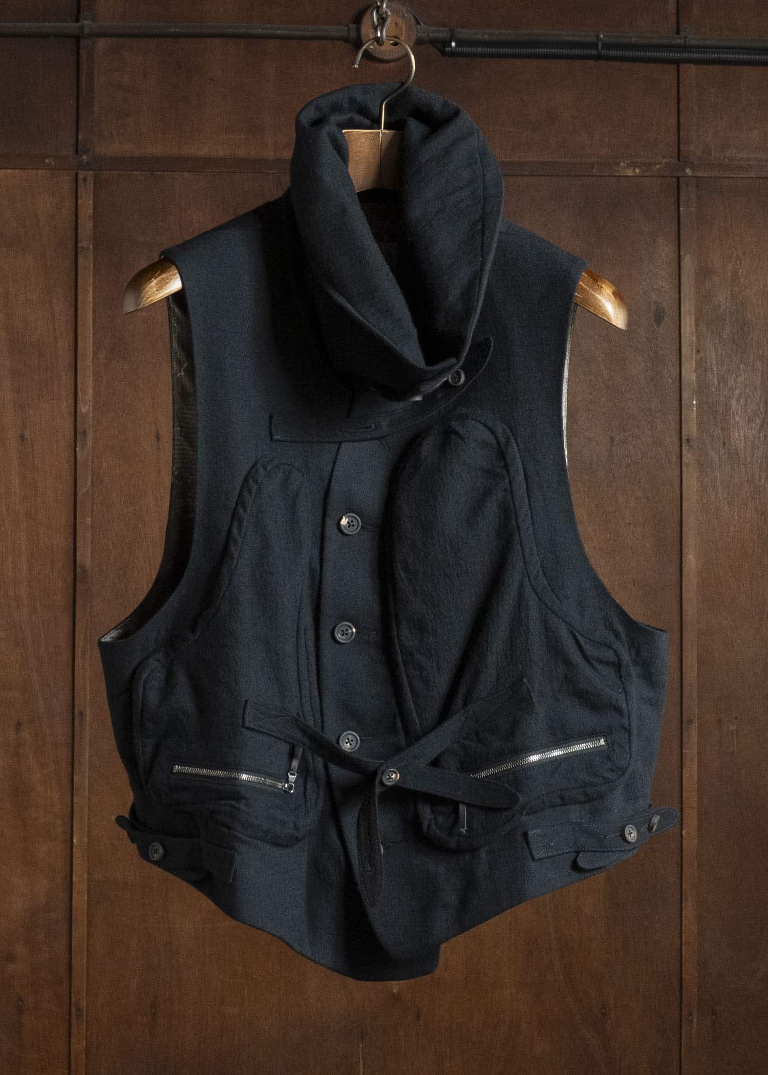 ZIGGY CHEN HIGH-NECK UTILITY VEST 0M2630102