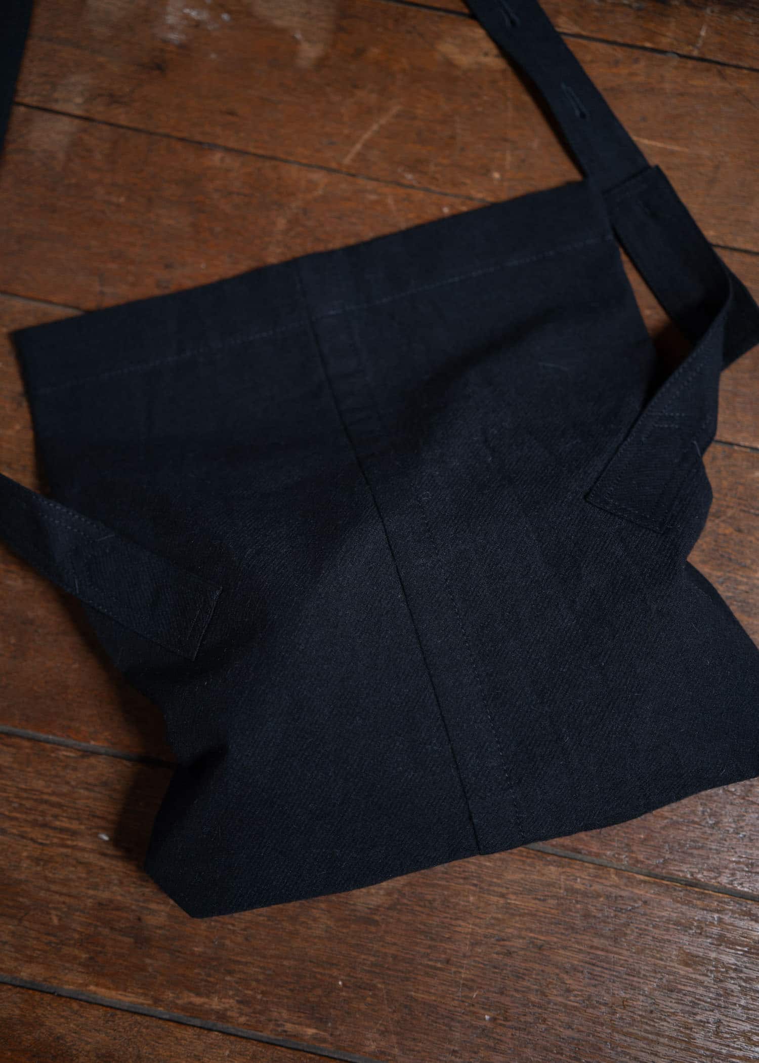 JAN-JAN VAN ESSCHE BAG#37 Small Carrier Bag Alpaca Wool Cotton Twill Black