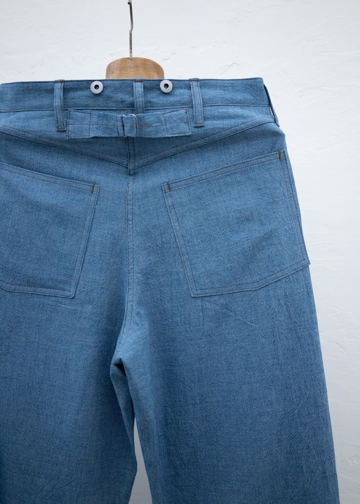 Taiga Takahashi LOT .209 BUCKLE-BACKED TROUSERS