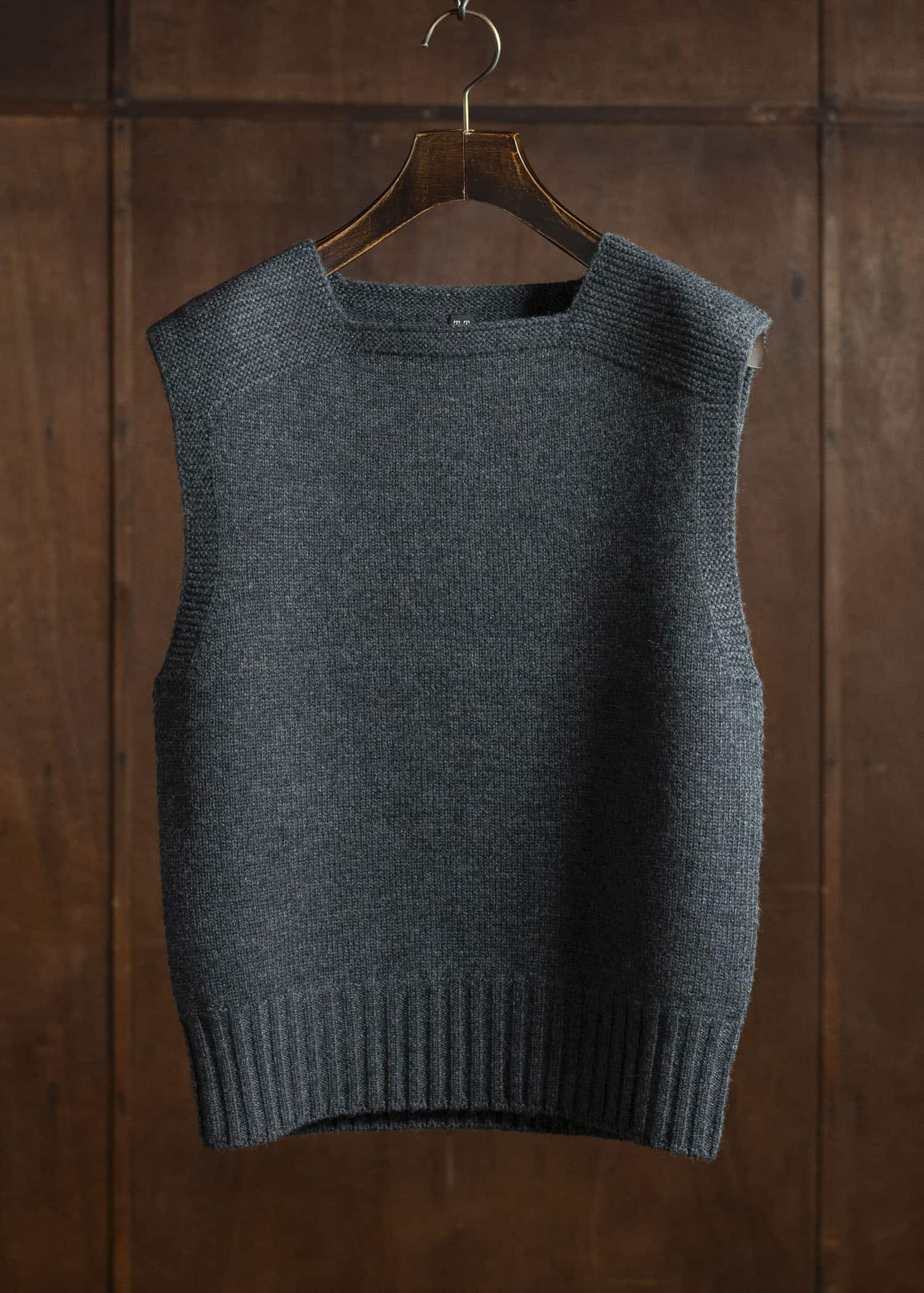 Taiga Takahashi Lot.528 A.R.C Vest CHARCOAL