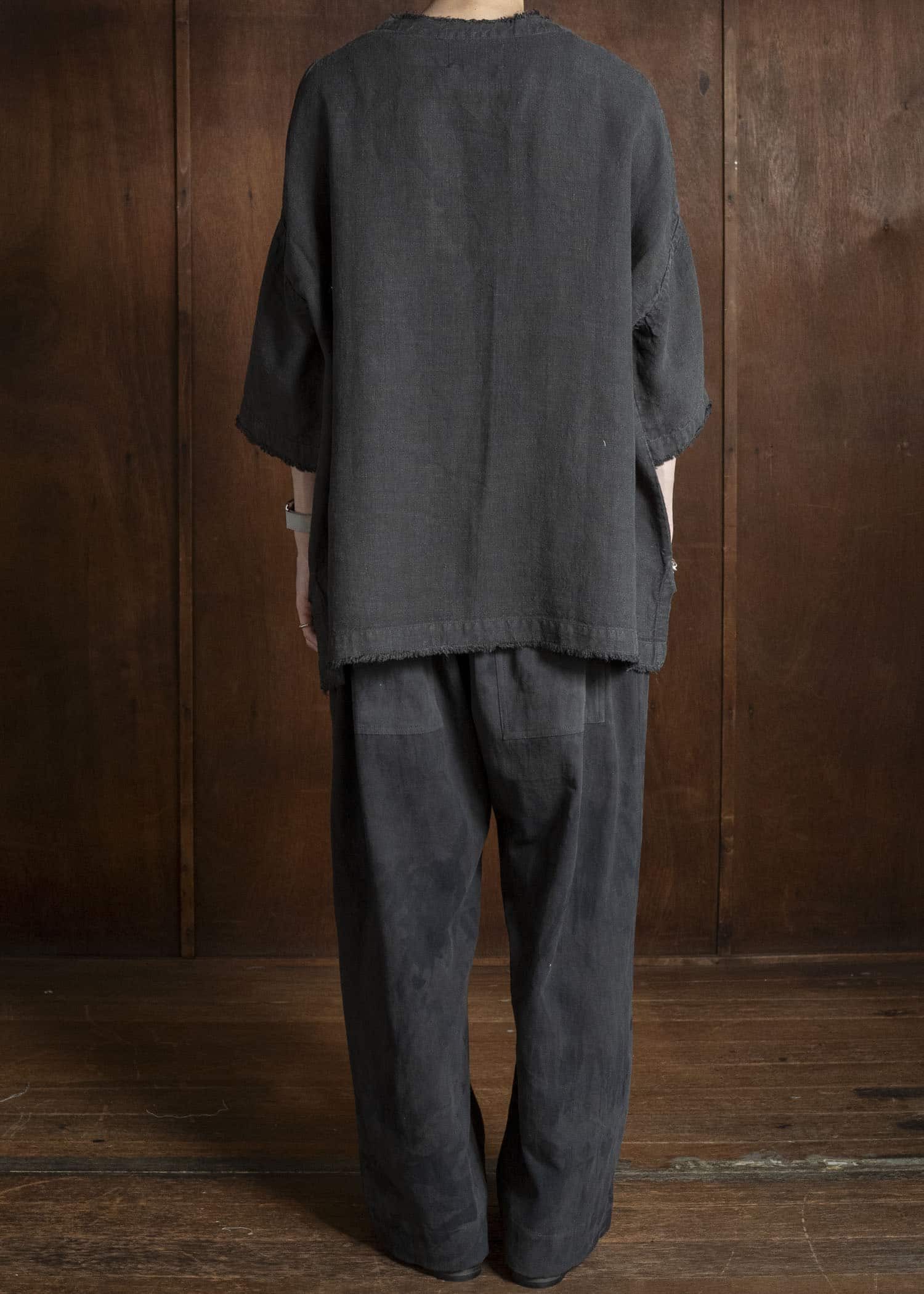 Gathering Textiles Beekeeper T-Shirt Japanese Stone Washed Linen BKS01-LI-BK