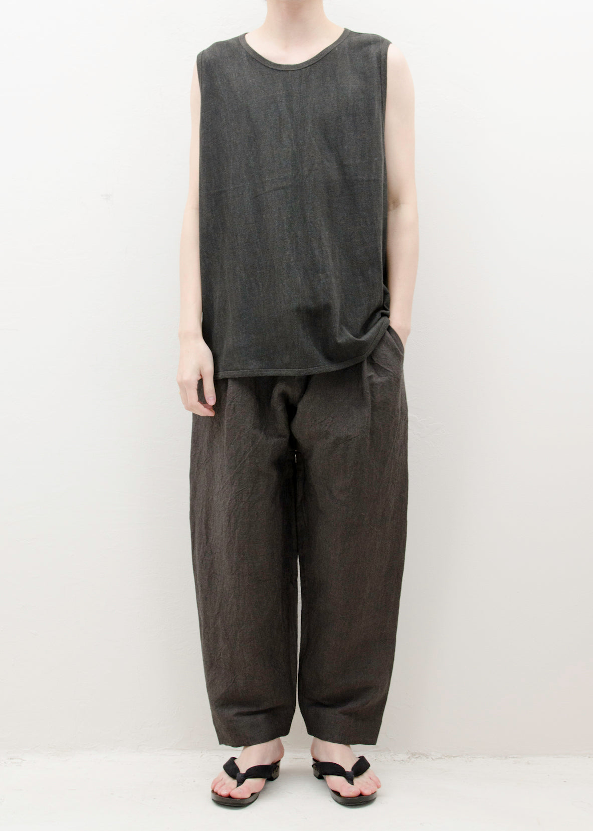 JAN-JAN VAN ESSCHE "TANK TOP#16" DARK SUMI HEMP/COTTON JERSEY