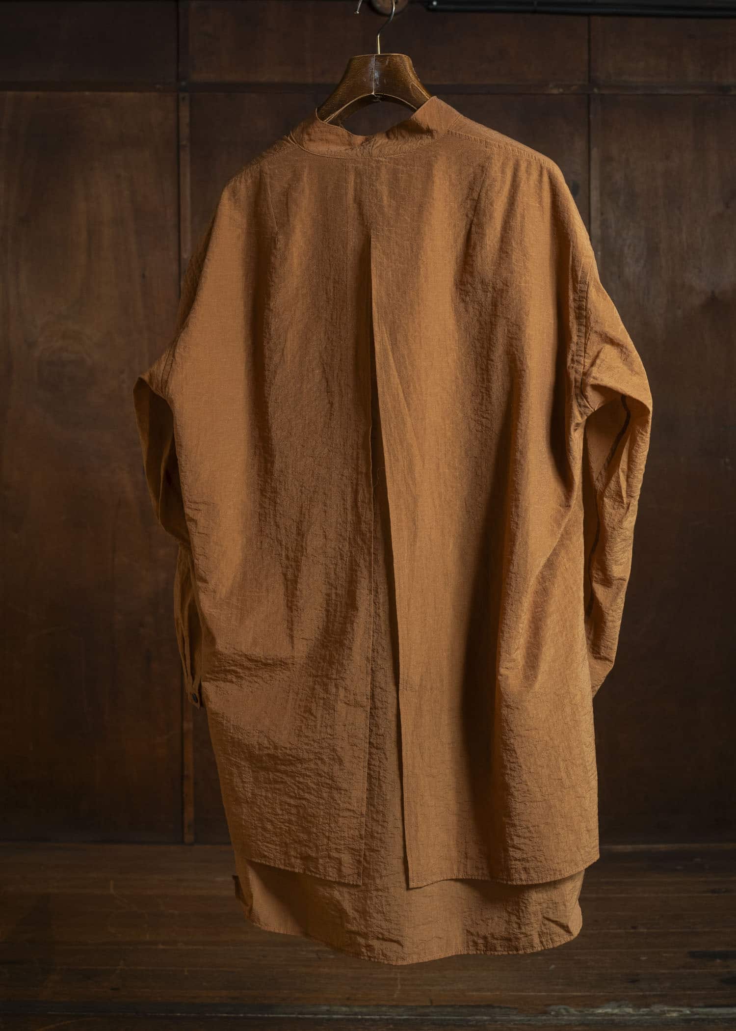 amachi. Membrane Dress Shirt AY16-9 Bronze