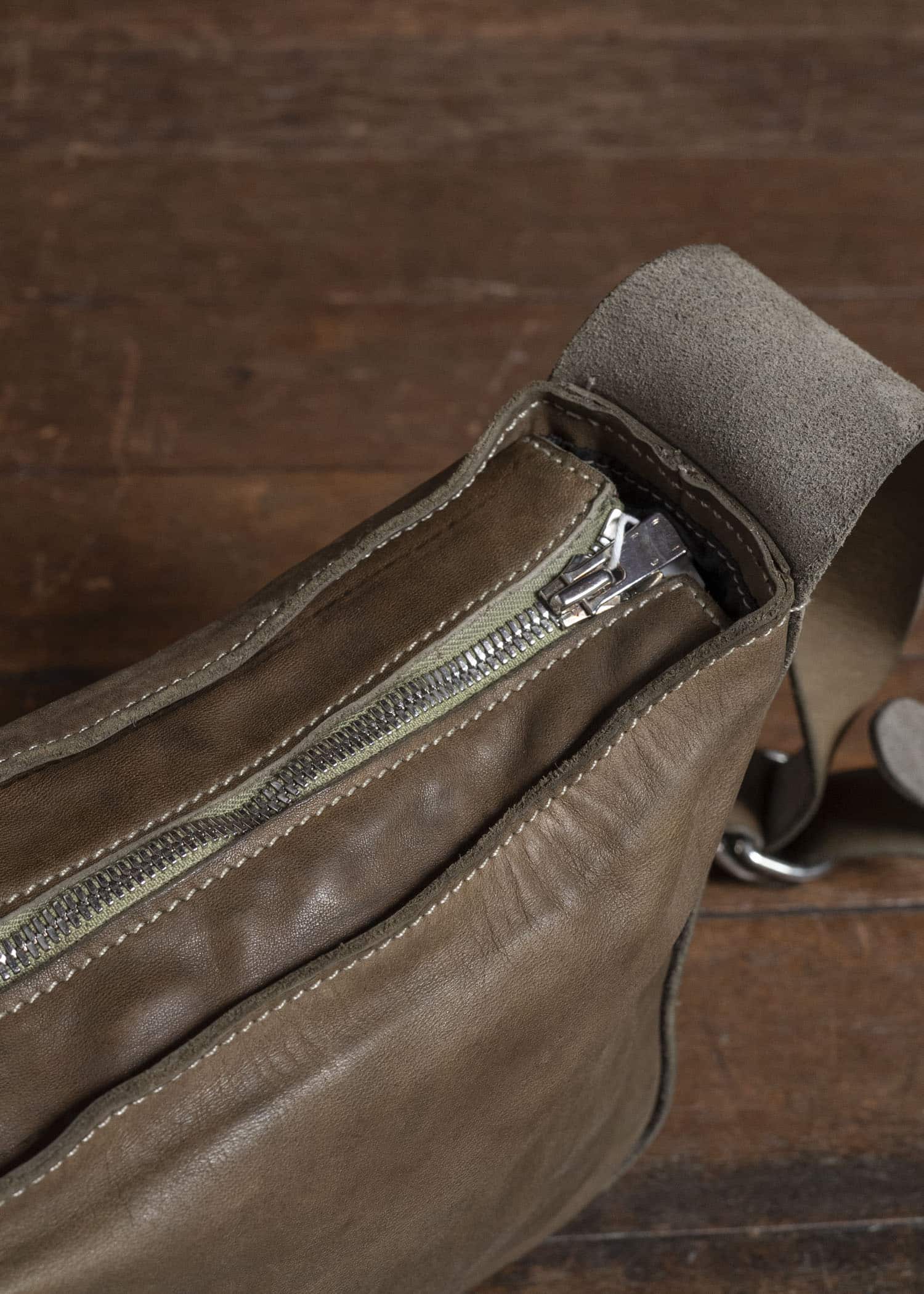 GUIDI RD06 HOBO BAG CV177T