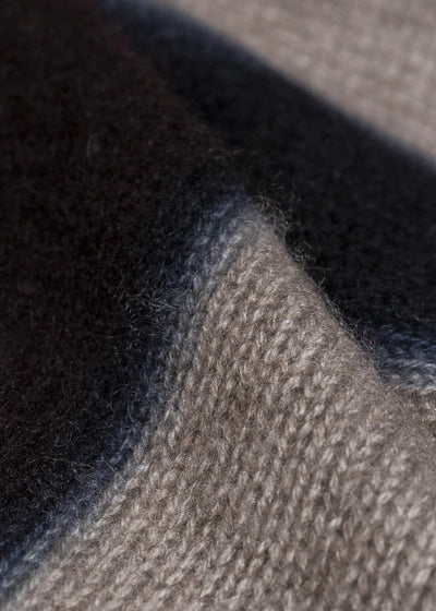 SUZUSAN 1006K-522 Cashmere Knit Throw Black - Light Coffee