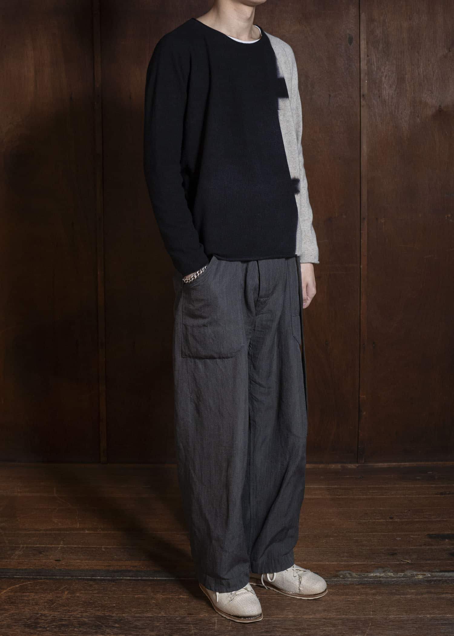 SUZUSAN 3087K-545 Cashmere Seamles Wide Pullover Black - Light Grey