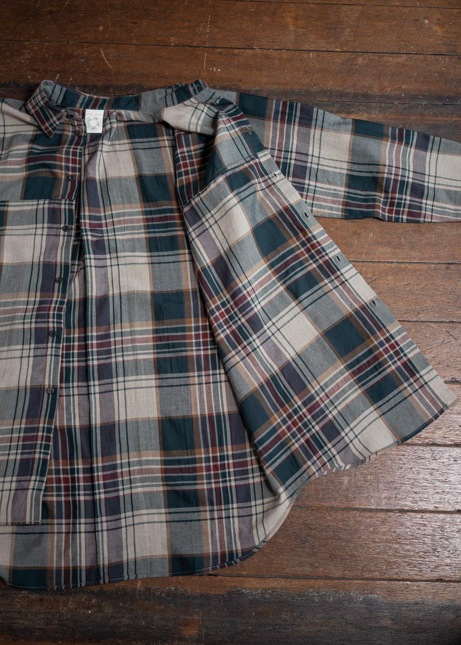 JAN-JAN VAN ESSCHE SHIRT#101 Loose Fit Button-Up Dress Shirt Madrasⅱ Sand-Green-Burgundy