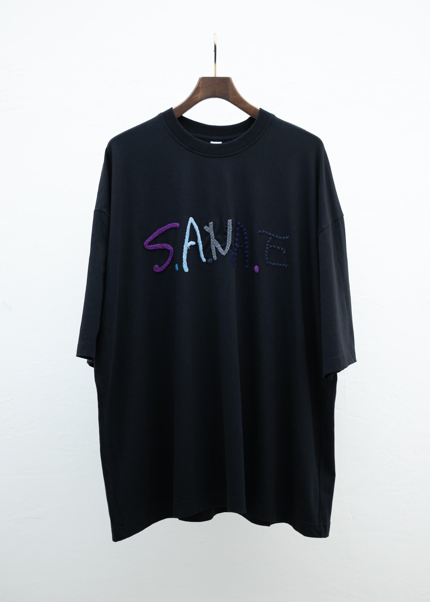 Edwina Horl T-SHIRT S.A.N.A.E