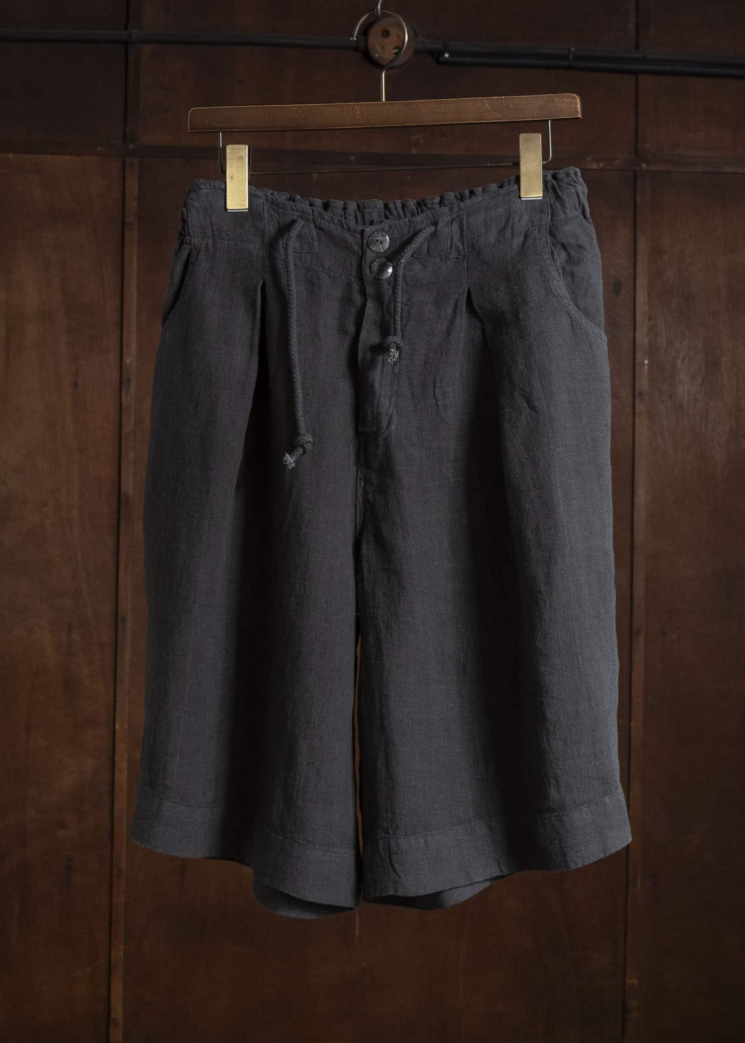 Gathering Textiles Farmer Shorts Organic Power Loom Linen FSH01-LI-BK