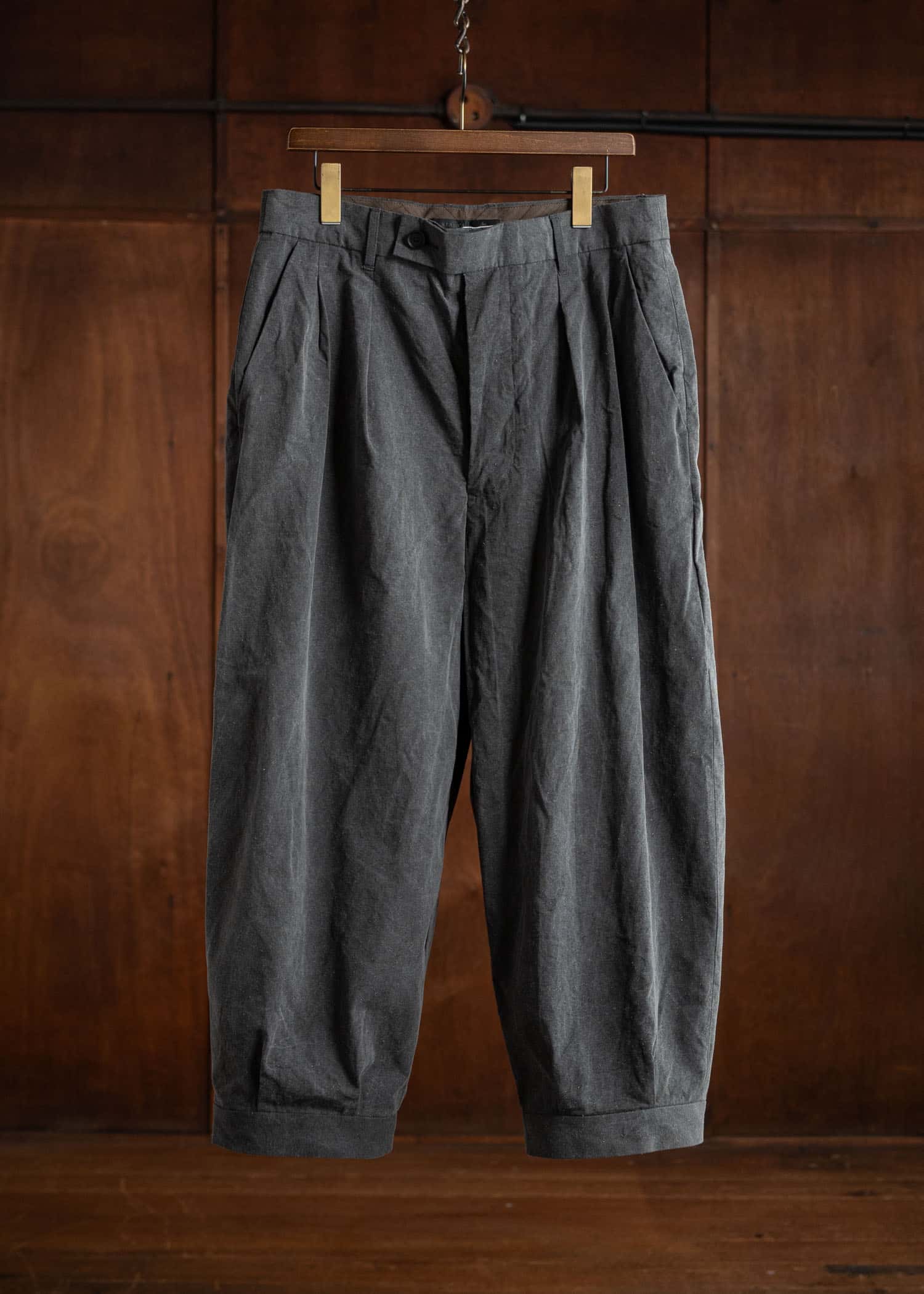 KLASICA Tucked x2 Trousers / Sumi Black