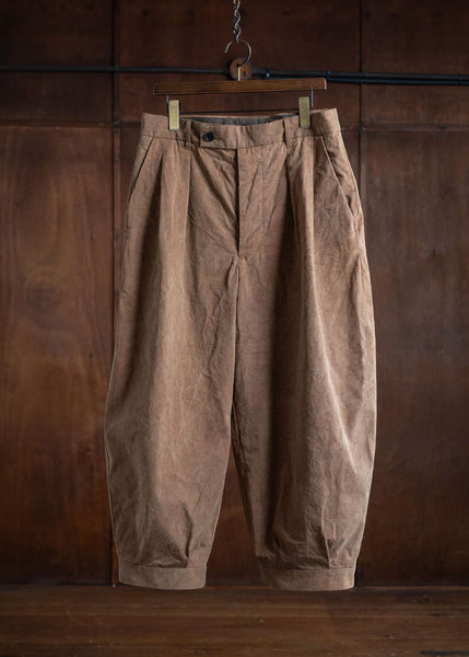 KLASICA Tucked x2 Trousers / Kakishibu Brown