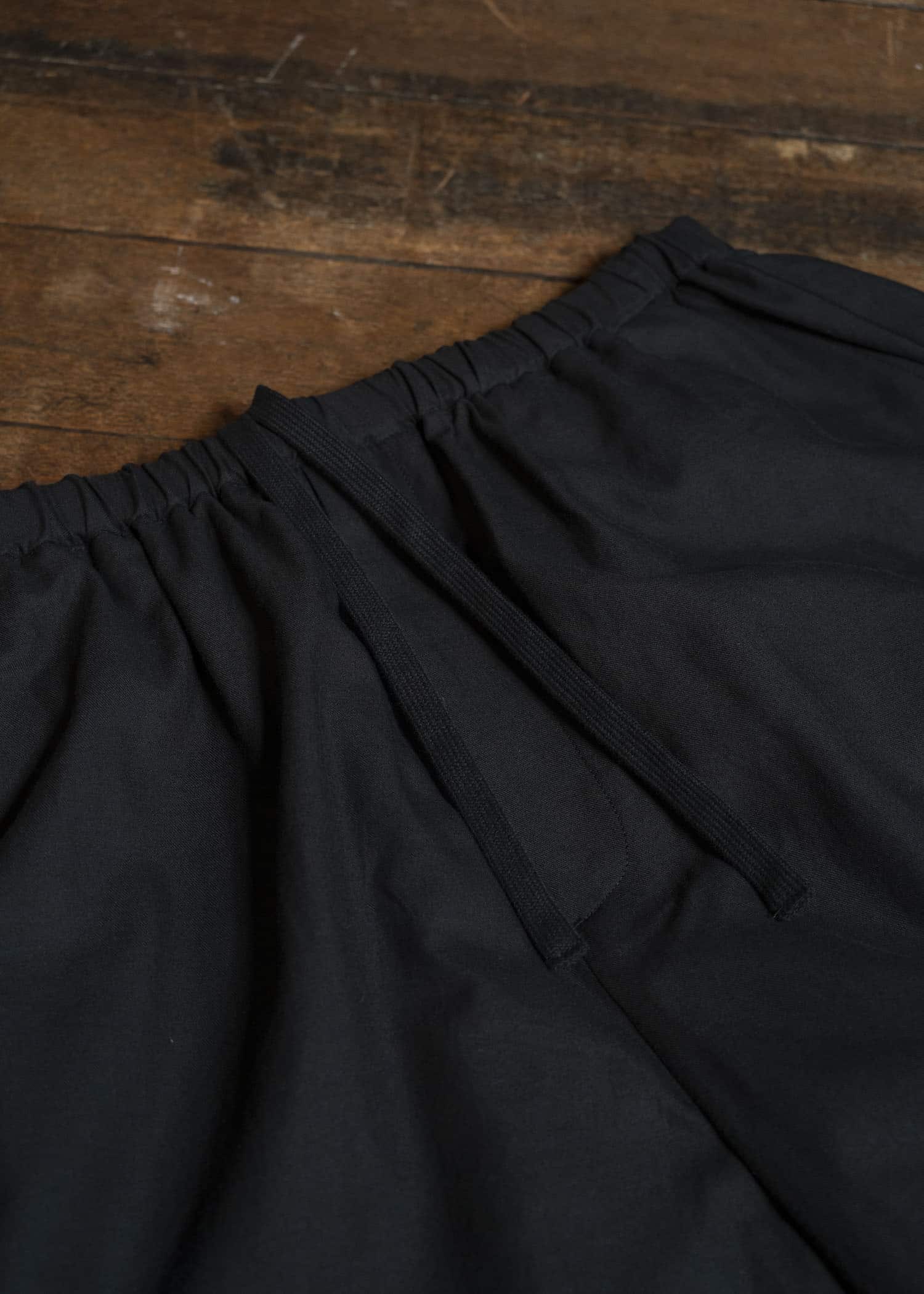 YOKO SAKAMOTO YS-26SS-52-BLACK Relax Easy Shorts BLACK