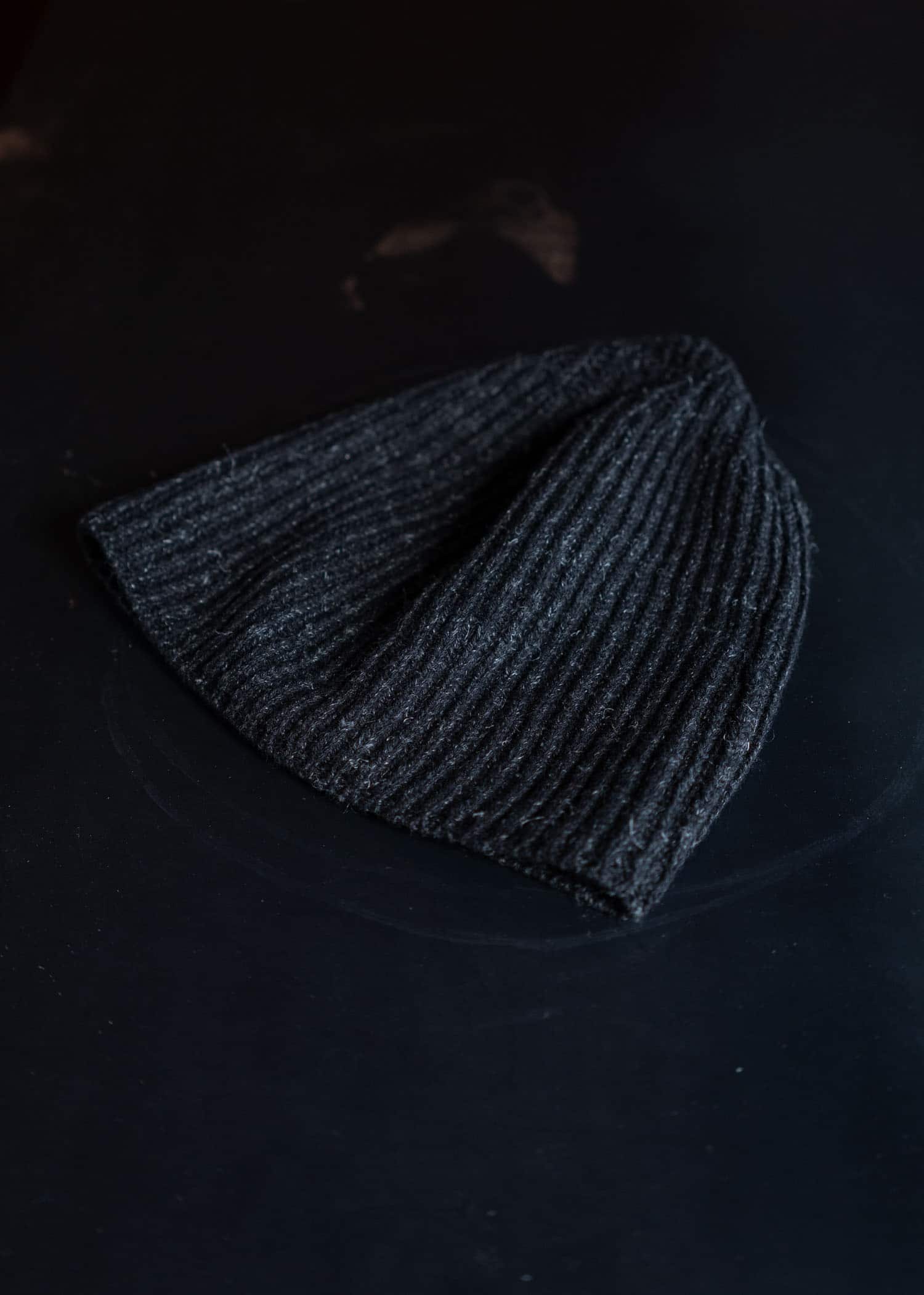 JAN-JAN VAN ESSCHE BEANIE#12 Knitted Beanie Wool Lino Anthracite