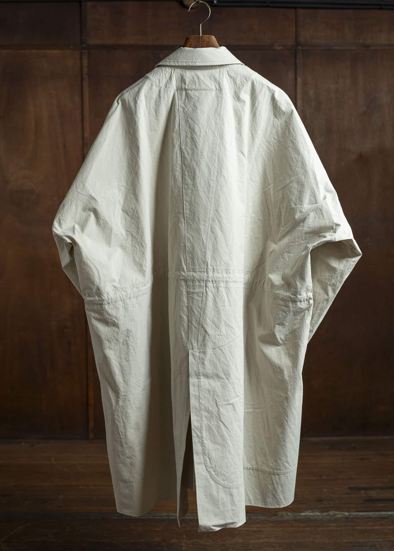 JAN-JAN VAN ESSCHE COAT#32-TIME WASHED CANVAS CHALK Long, Loose Fit Coat With Front Panel Pockets, Unlined With Detachable Collar Time Washed Canvas Chalk