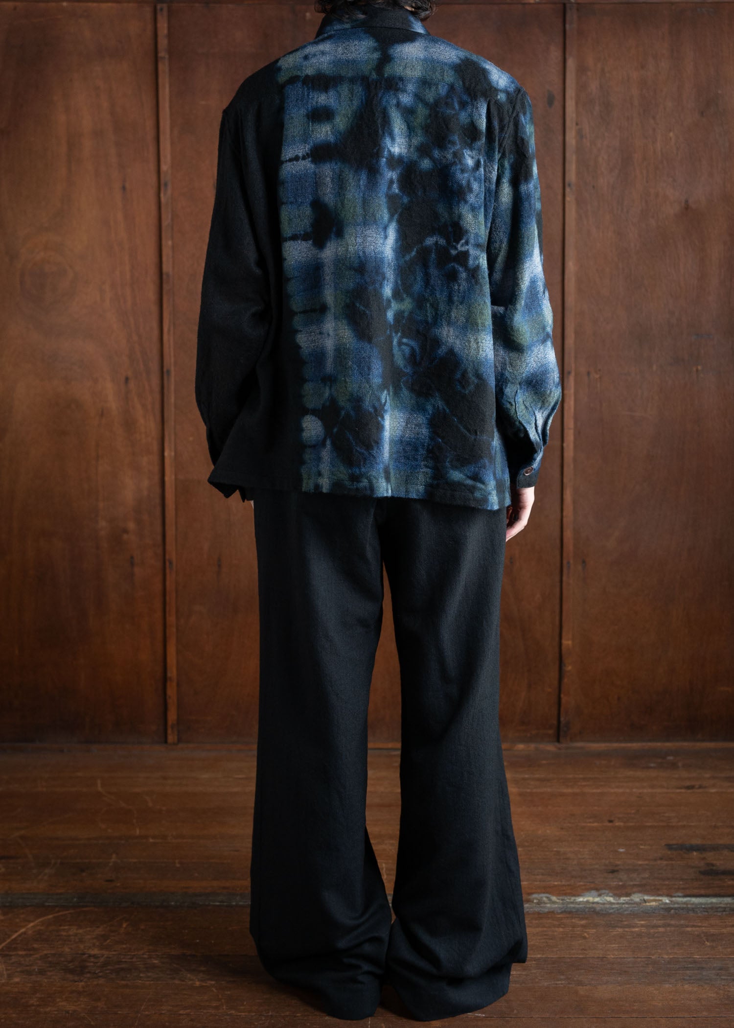 SUZUSAN Wool Cashmere Herri Ngbone Wide Trousers  Tesuji Shibori Fragment Black X Muddy Brown 5042WNK-021-1010