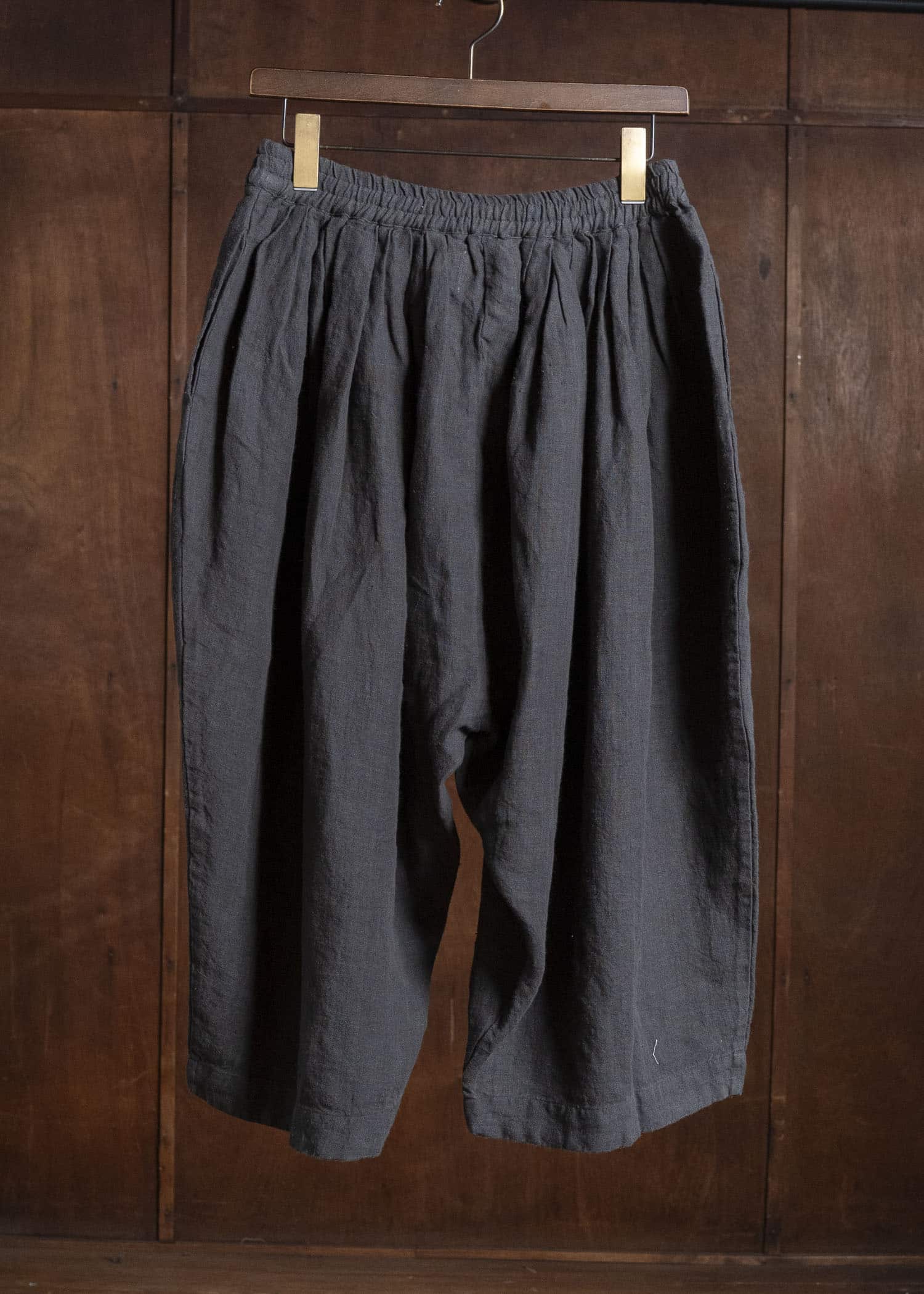 Gathering Textiles Roly Poly Shorts Organic Power Loom Linen BSH01-LI-BK