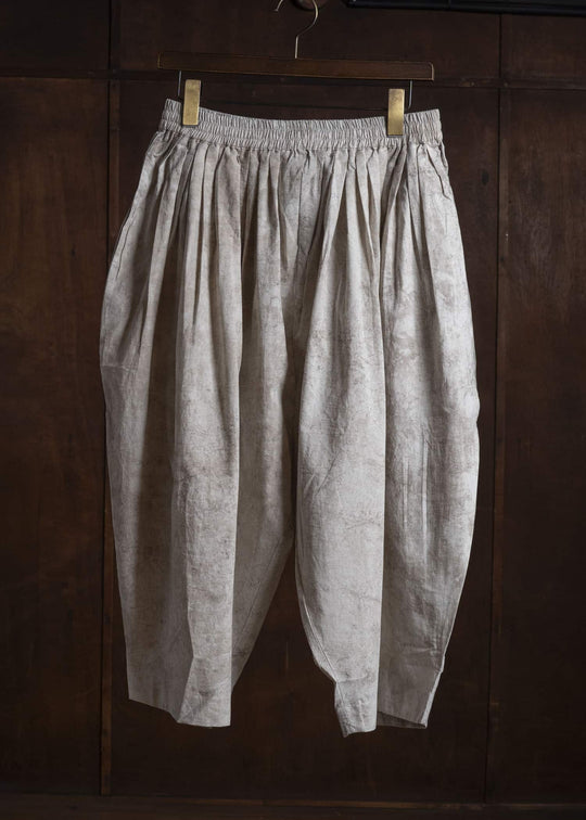 Gathering Textiles Roly Poly Shorts Cream Mud Resist Dabu Organic Cotton BSH01-DC-CR