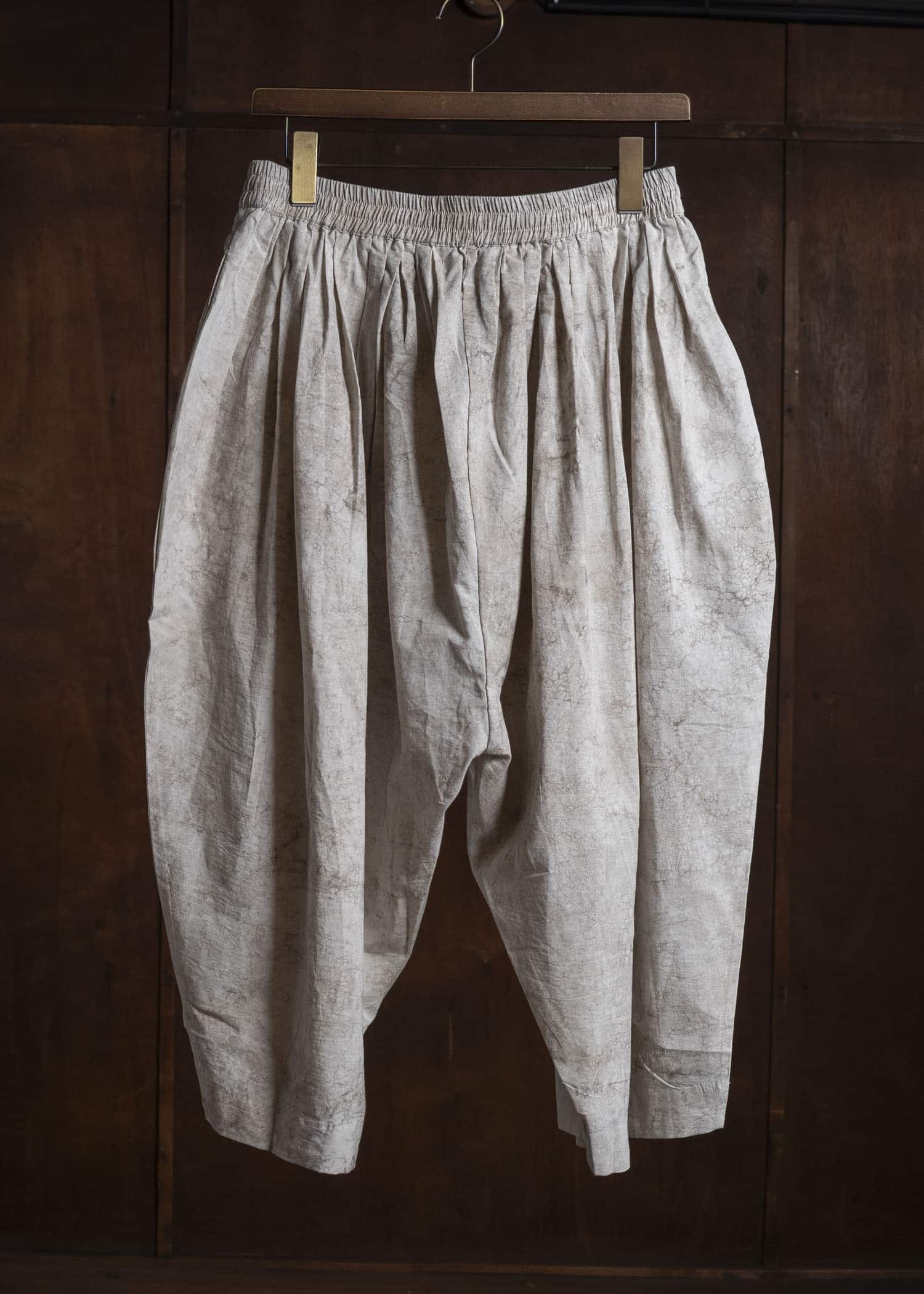 Gathering Textiles Roly Poly Shorts Cream Mud Resist Dabu Organic Cotton BSH01-DC-CR