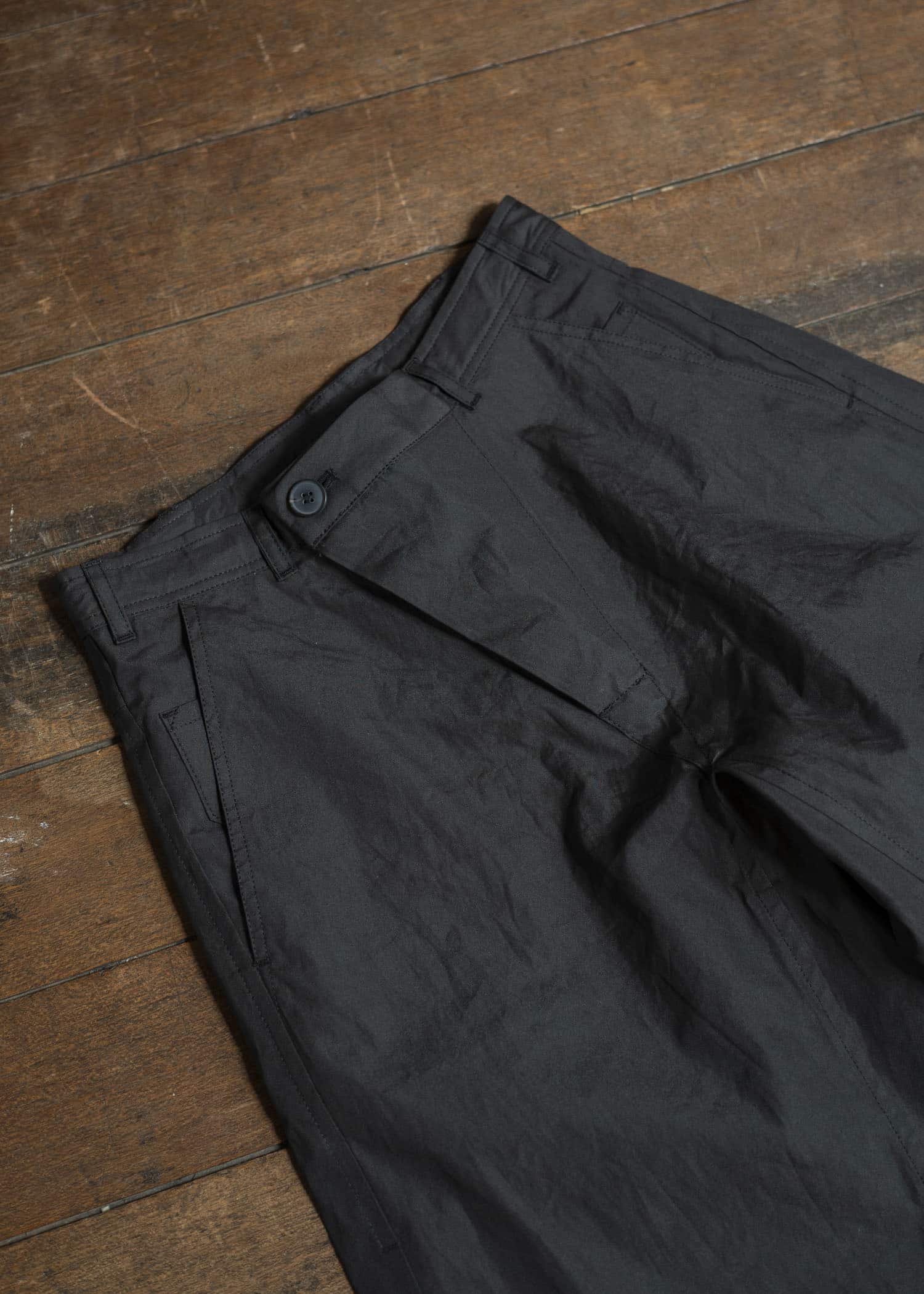 JAN-JAN VAN ESSCHE TROUSERS#84-COATED CLOTH TAR BLACK