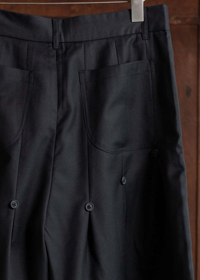 Professor.EE Pleated Shorts