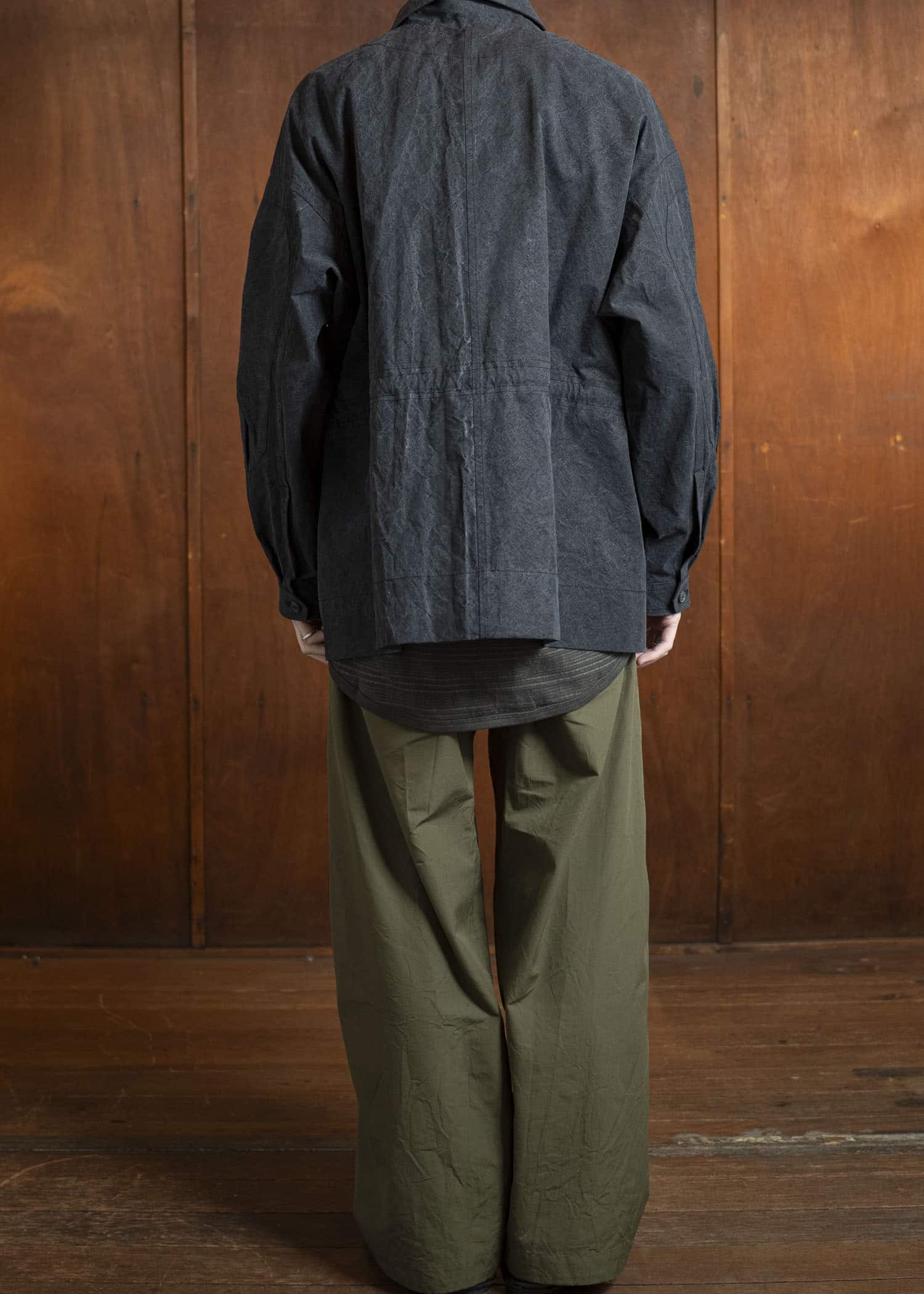 JAN-JAN VAN ESSCHE TROUSERS#84-COTTON SILK CANVAS ARMY GREEN Oversized 6-Pocket Workwear Style Trousers Cotton Silk Canvas Army Green