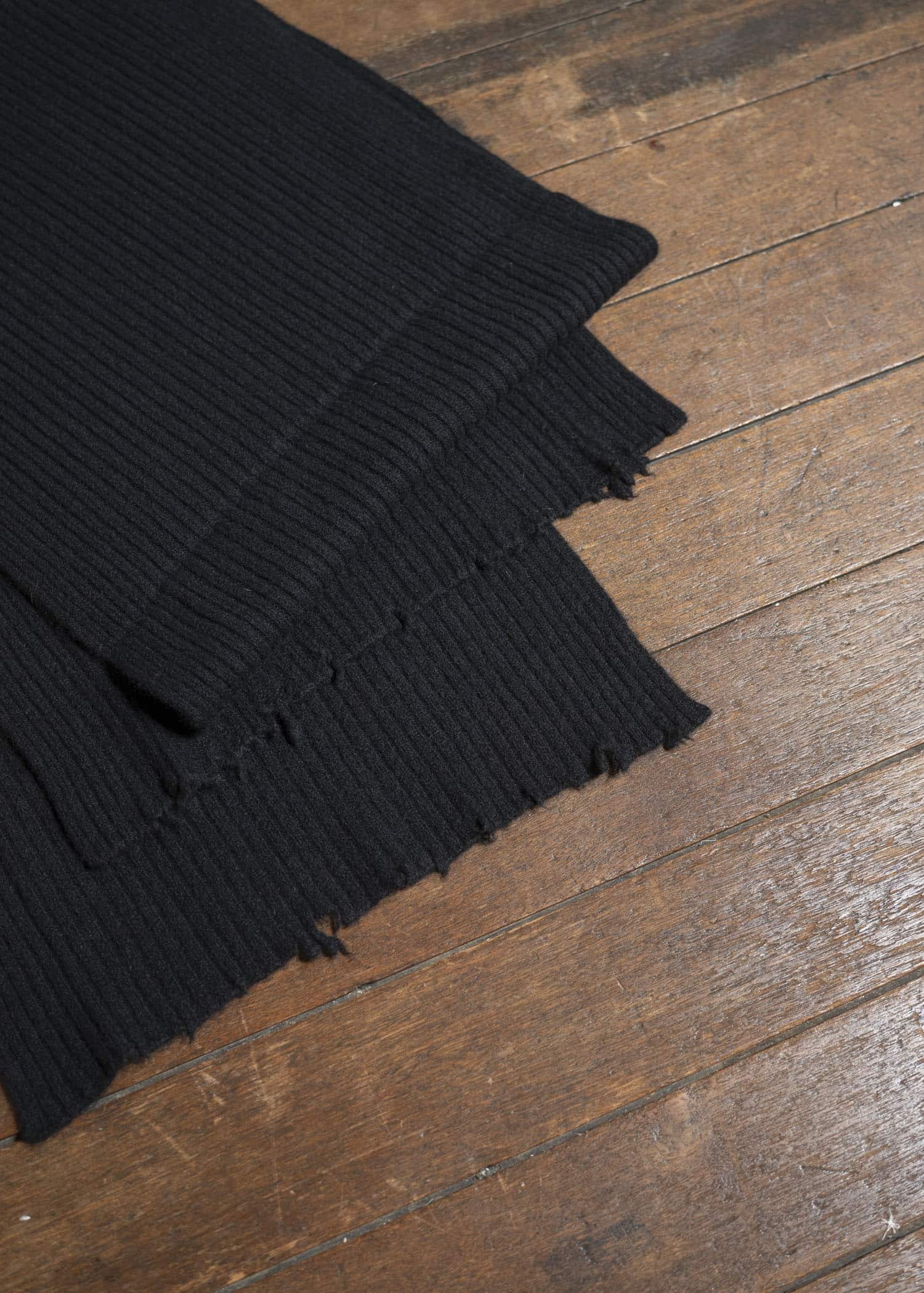 UMA WANG UK0050 SCARF uw900 - black
