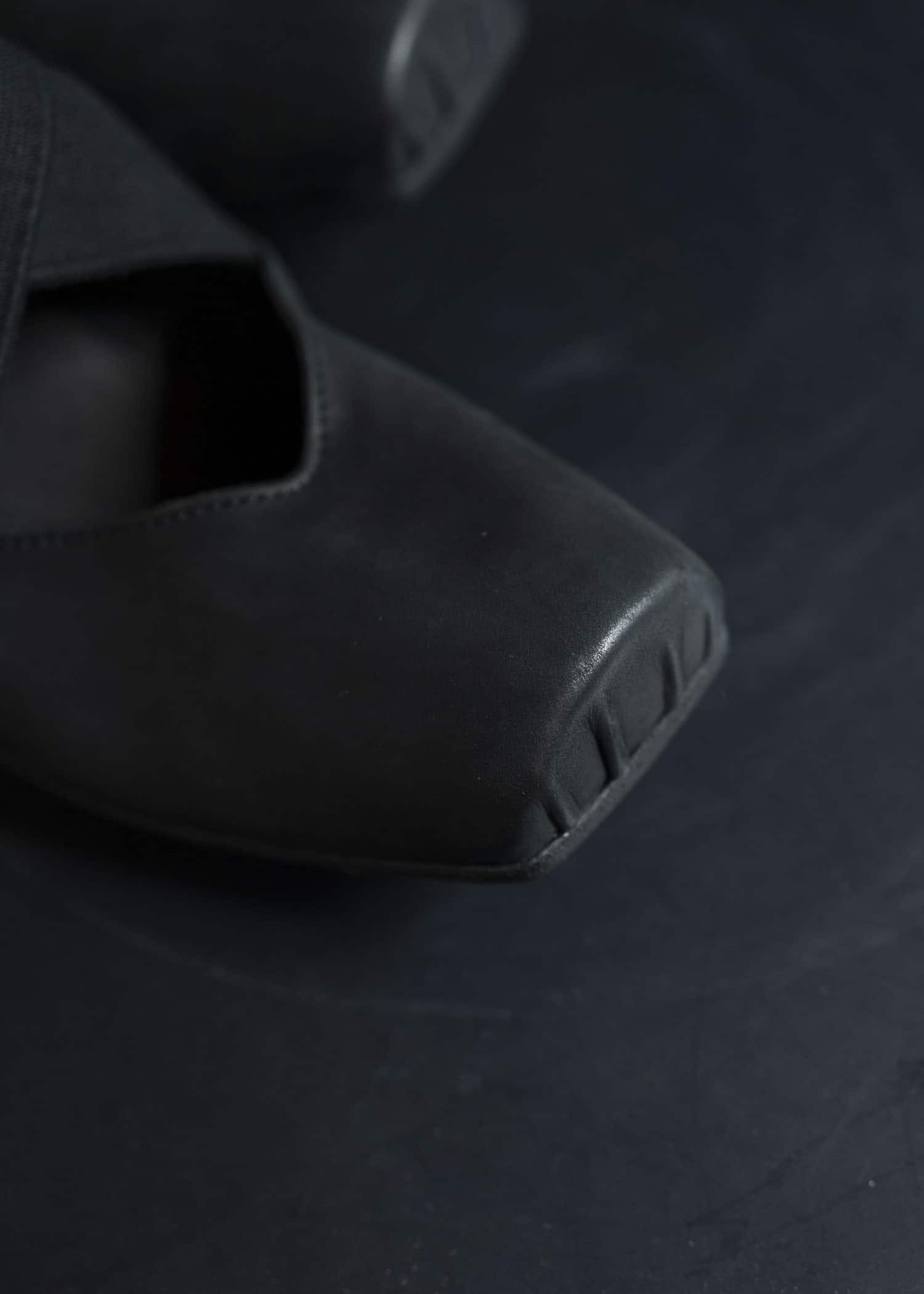 UMA WANG US9128 HIGH BALLET STRAP uw900 - black