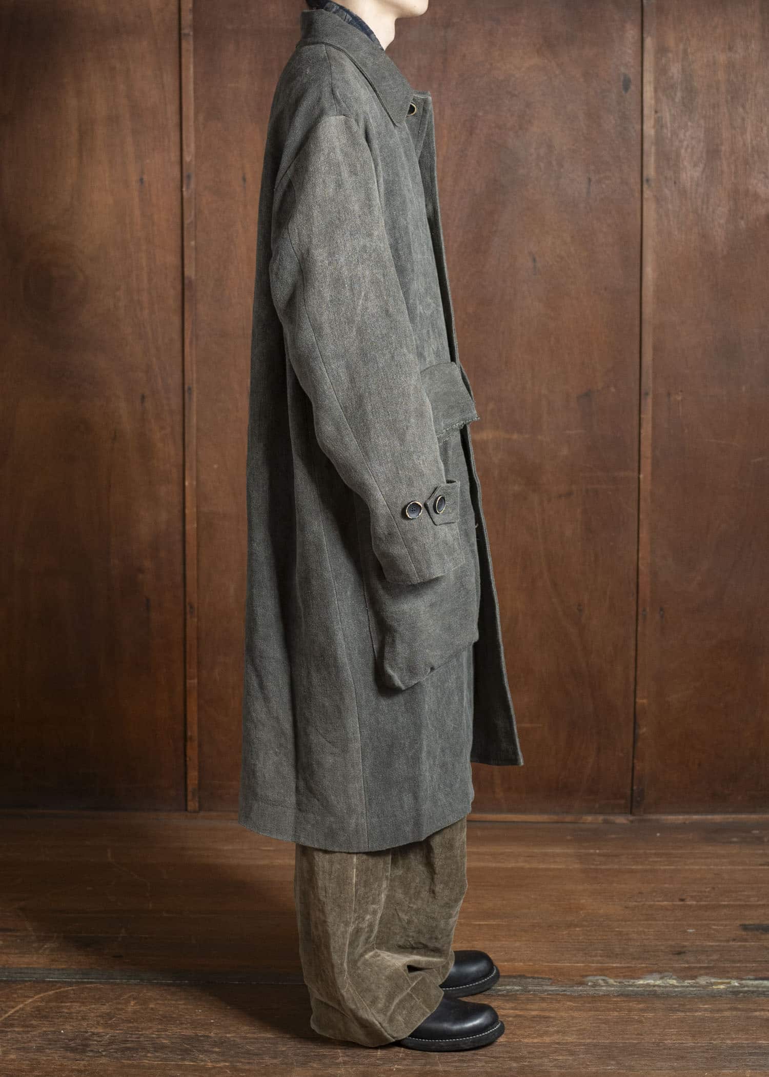 UMA WANG UM8522 COOLLY COAT uw890 - dark gray – VISION OF UMA WANG UM8522 COOLLY COAT uw890 - dark gray – VISION OF