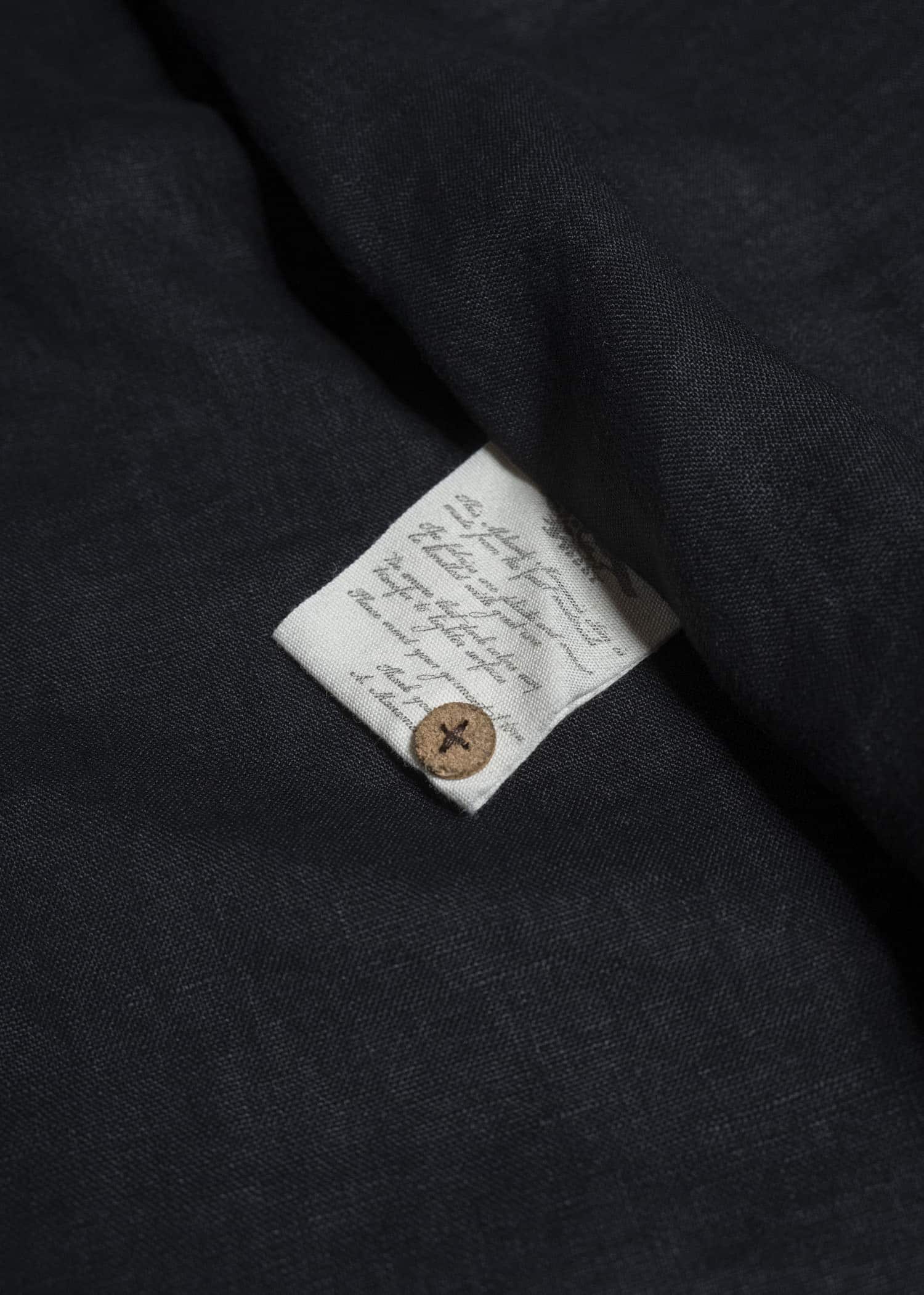 Aleksandr Manamis Linen Collarless Shirt
