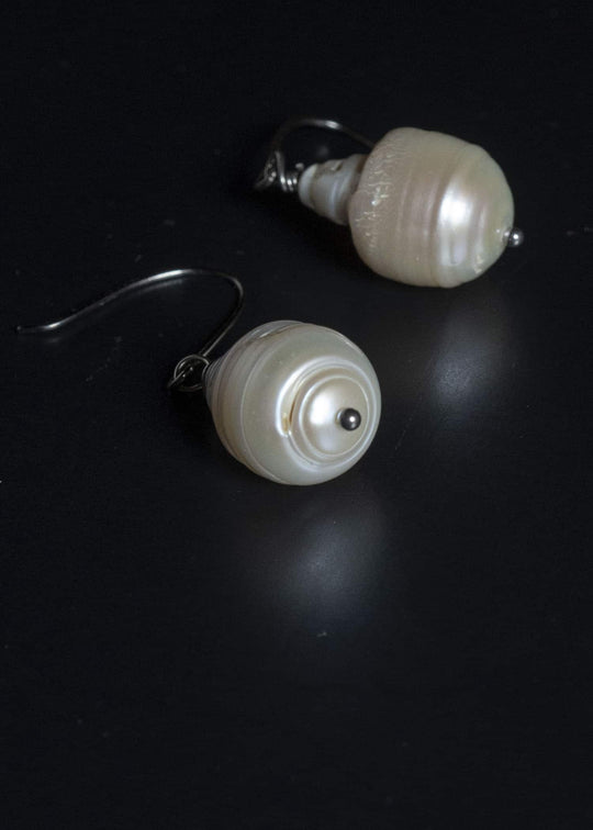 Peng Tai PEARL EARRING RANDOM PW26M34-1