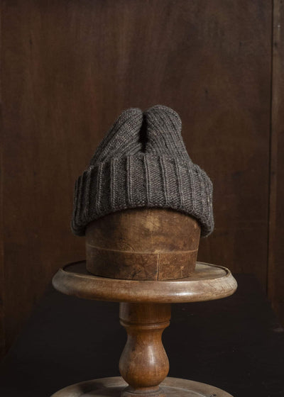 MARK.S MS0088 HAND KNIT CAP LOGWOOD
