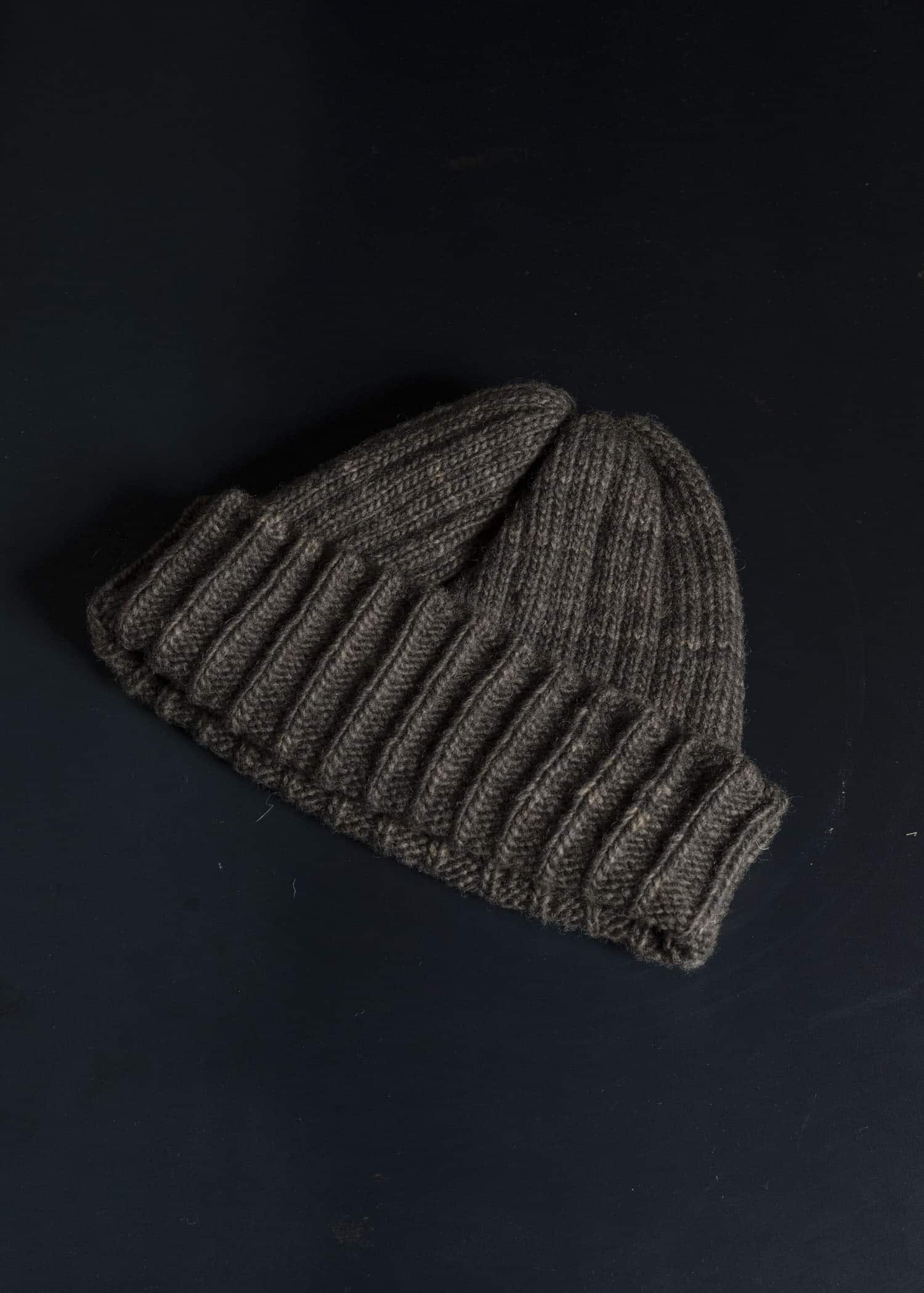 MARK.S MS0088 HAND KNIT CAP LOGWOOD