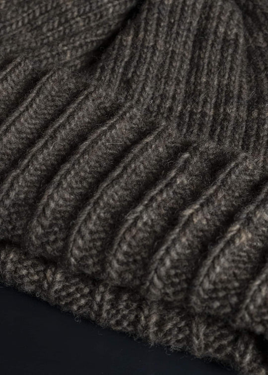 MARK.S MS0088 HAND KNIT CAP LOGWOOD