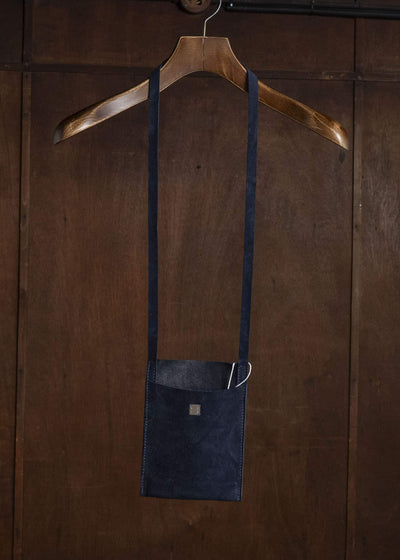 GUIDI PKT1 PHONE HOLDER SHOULDER CASE STAG REVERSE CV185T