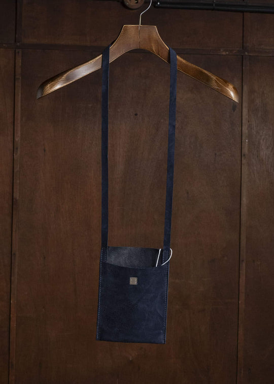 GUIDI PKT1 PHONE HOLDER SHOULDER CASE STAG REVERSE CV185T