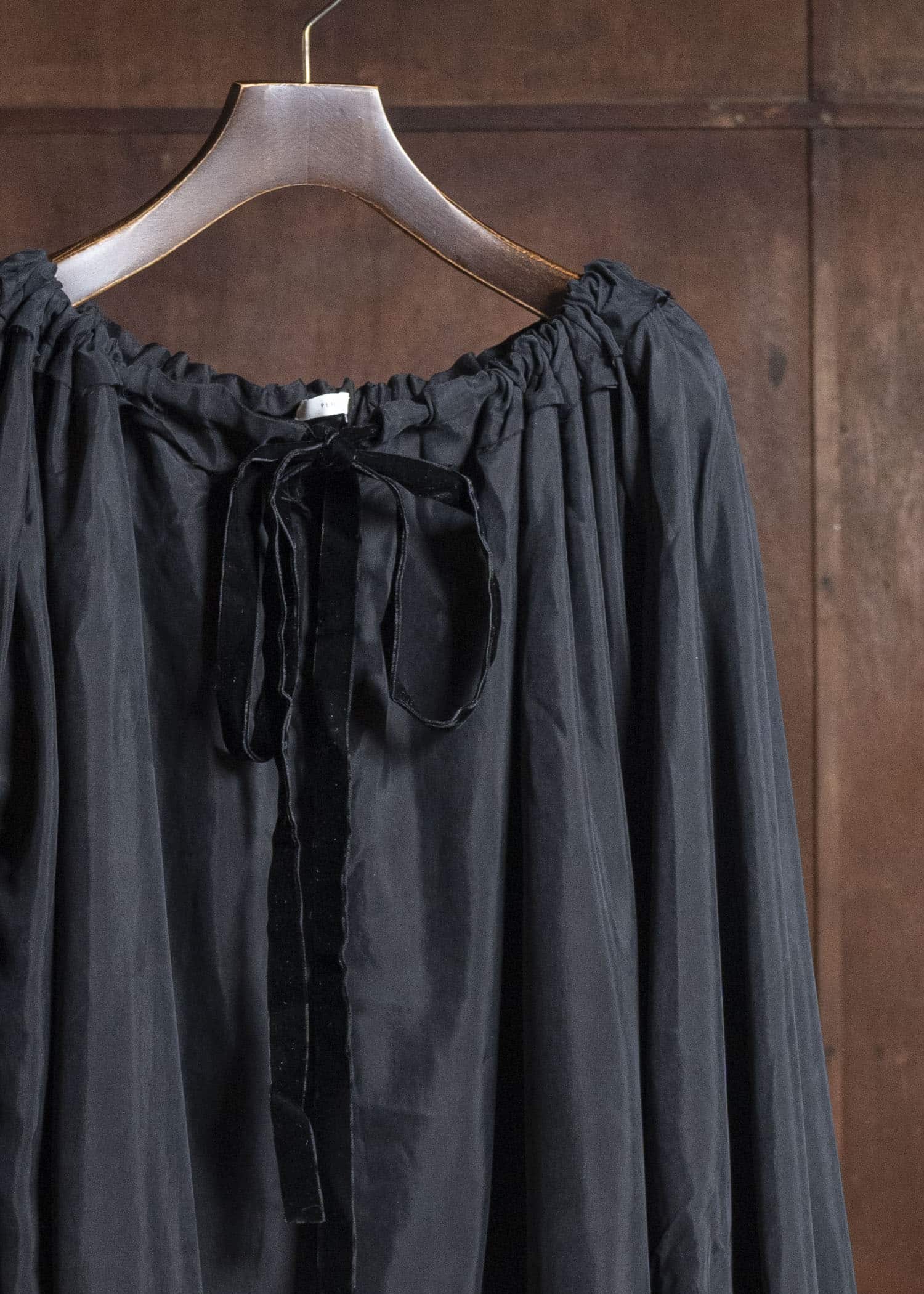 Peng Tai Floting Dress Black PW25C04-2