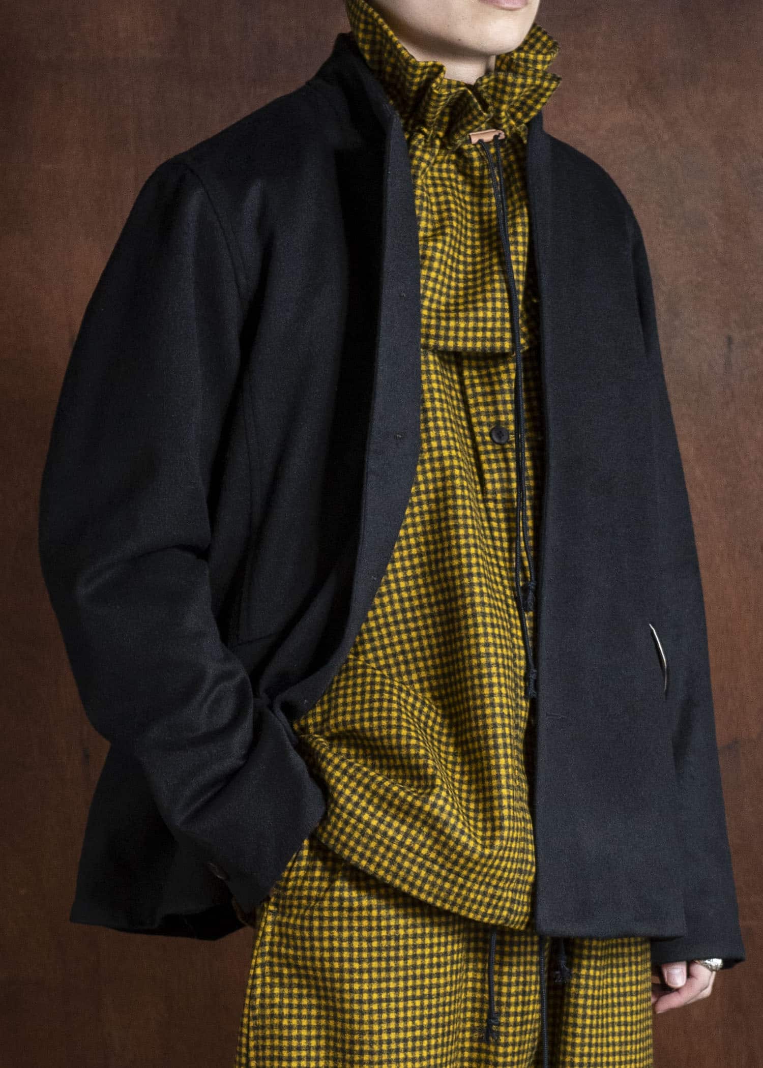 unkruid kontakthof black yellow checked fine loden