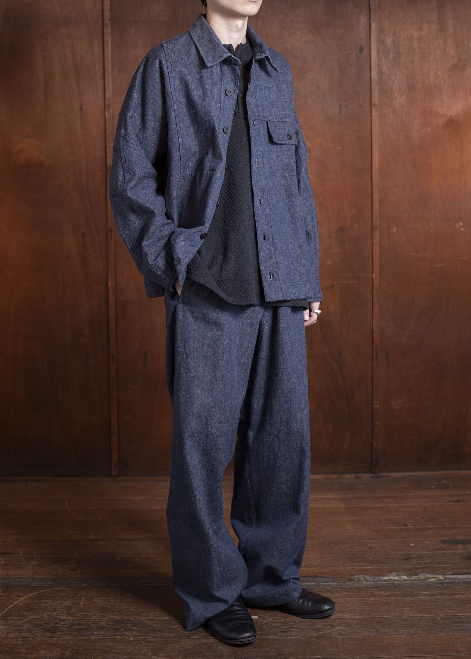 Jurgen Lehl カーディデニムレンテンテーパードパンツ Navy J0551FPM353