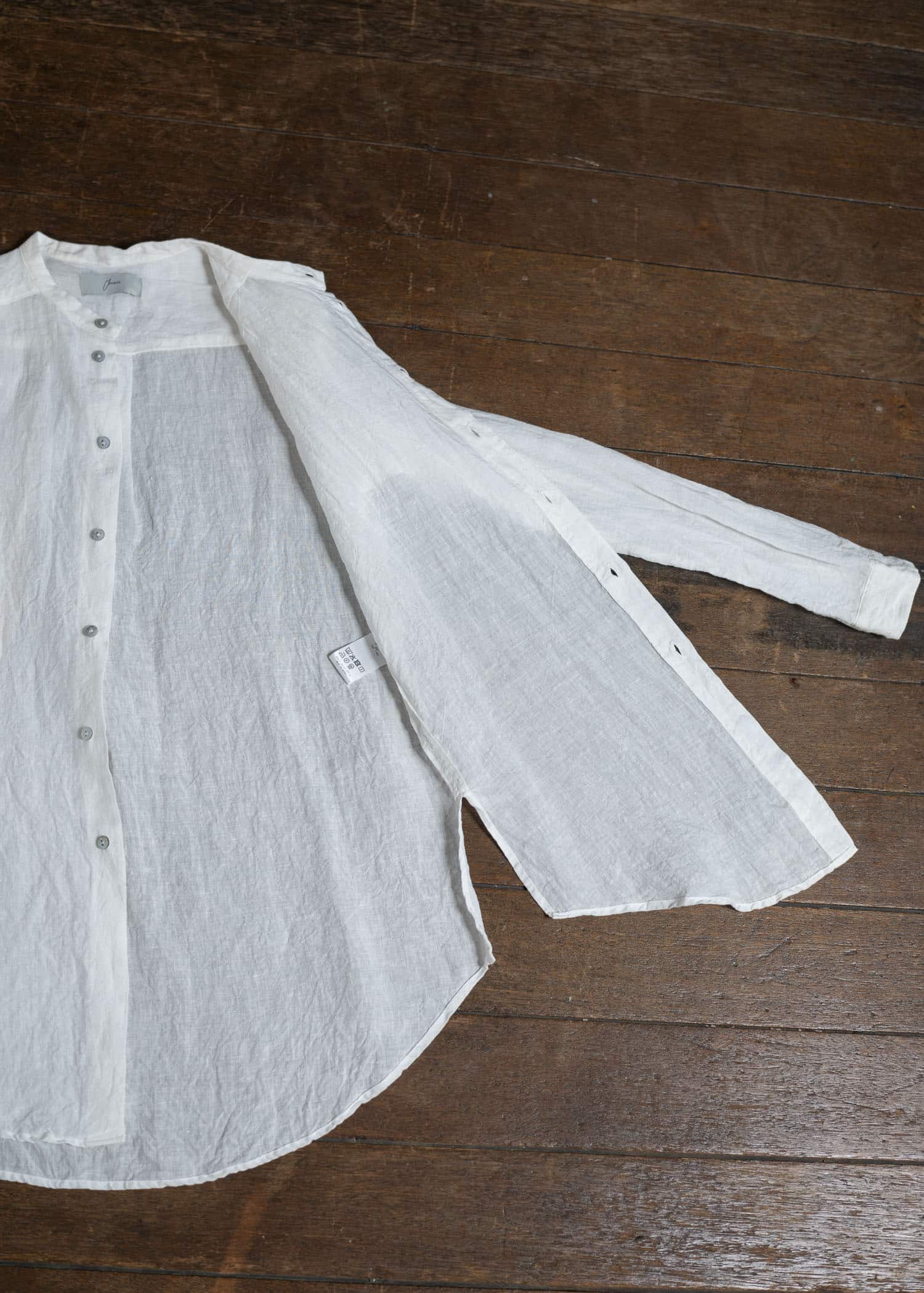 amachi. Side Slit Shirt AY00-7-3 Off White