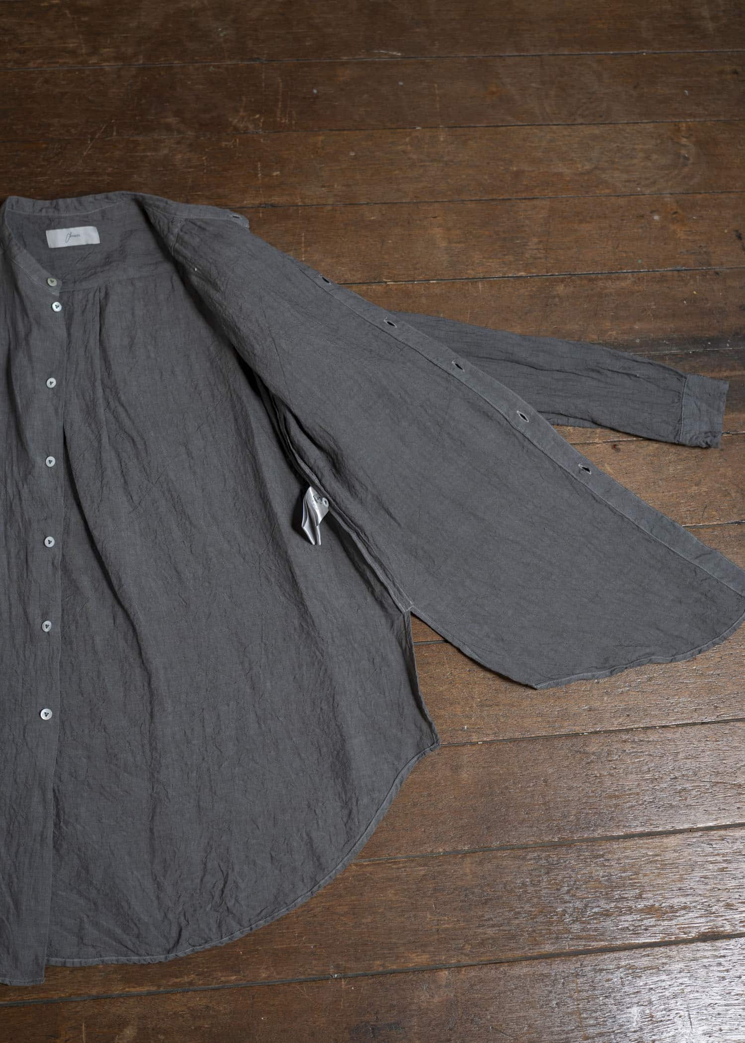 amachi. Side Slit Shirt AY00-7-3 Stone Gray