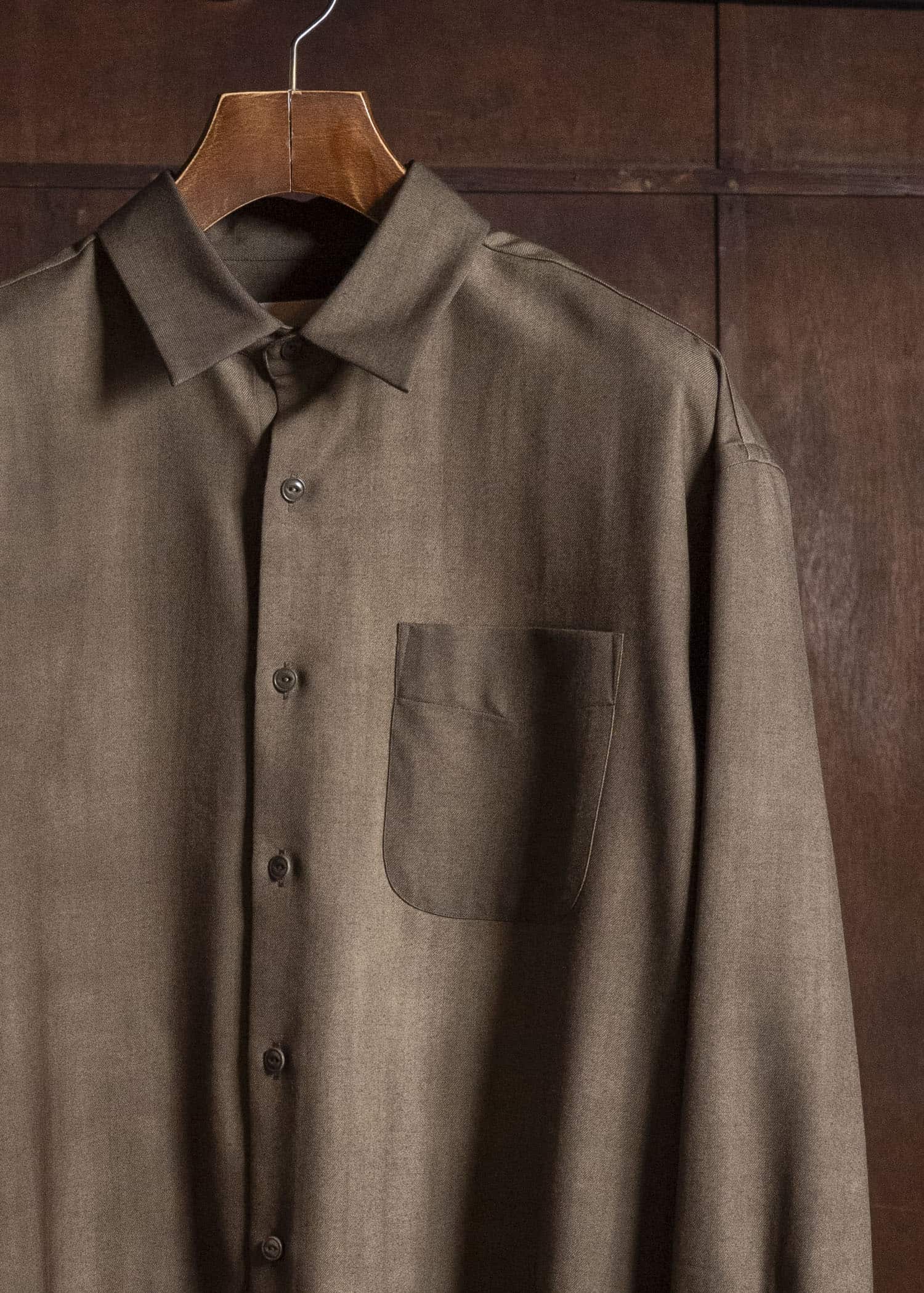 YOKO SAKAMOTO YS-26AW-55-OLIVE × BEIGE Regular Collar Shirt OLIVE × BEIGE