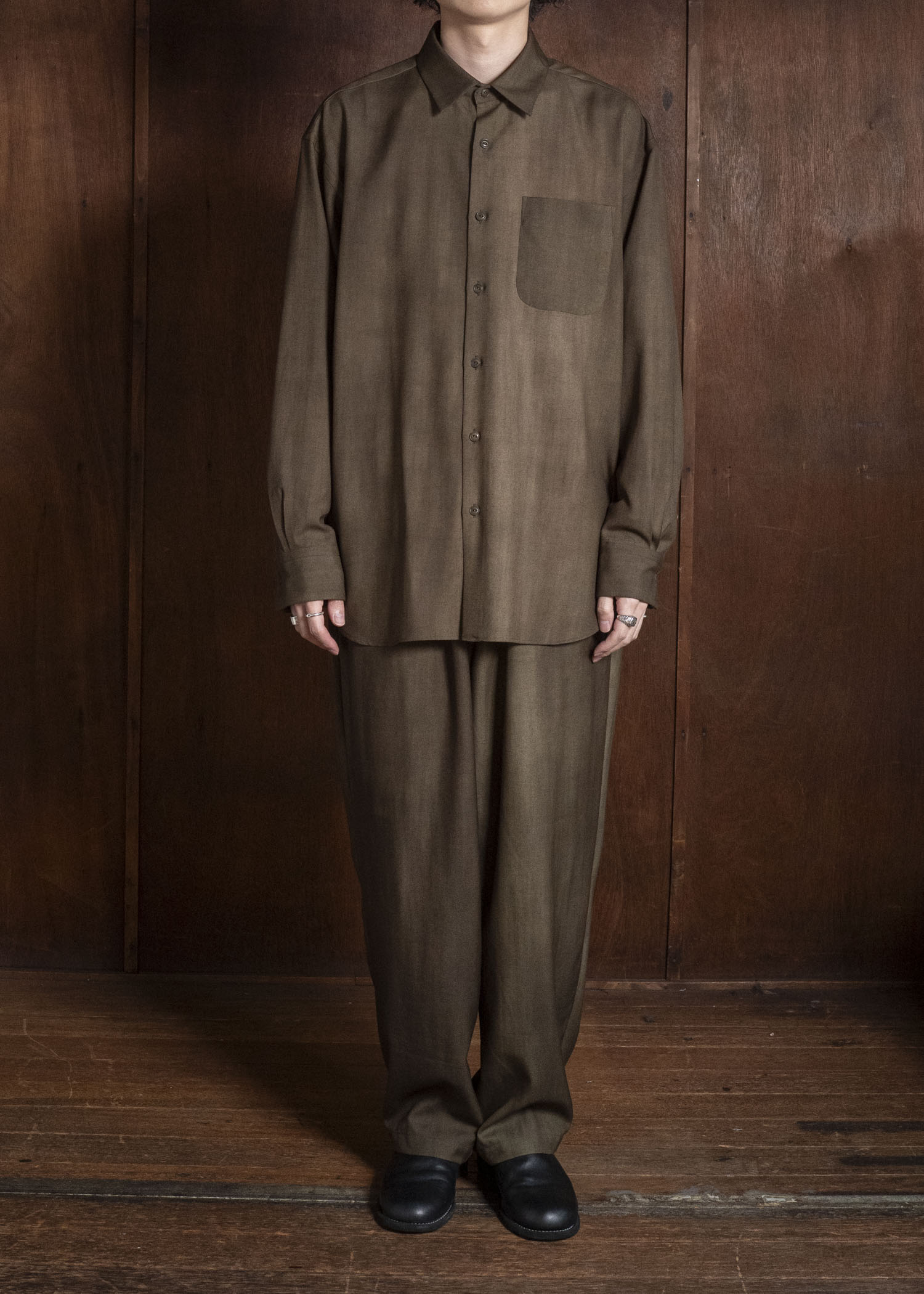 YOKO SAKAMOTO YS-26AW-55-OLIVE × BEIGE Regular Collar Shirt OLIVE × BEIGE