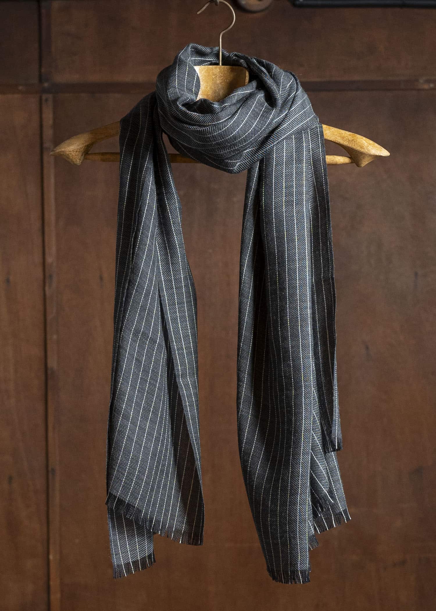 YOKO SAKAMOTO Silk × Wool Long Scarf YS-SCARF-LONG-SW CHACOAL GRAY