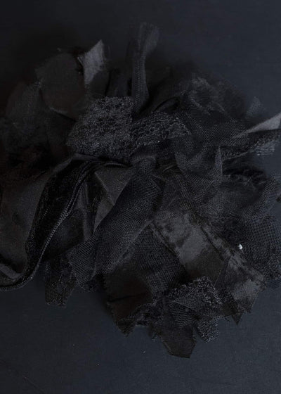 Peng Tai Floral Choker Black PW25F01-2