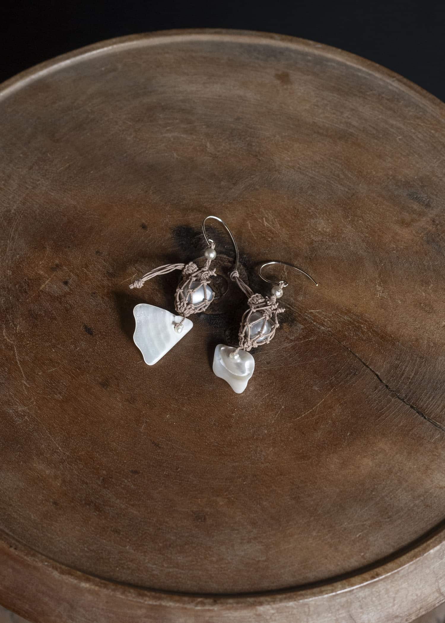 Peng Tai Net Earring Dusty Ash P25F10-2